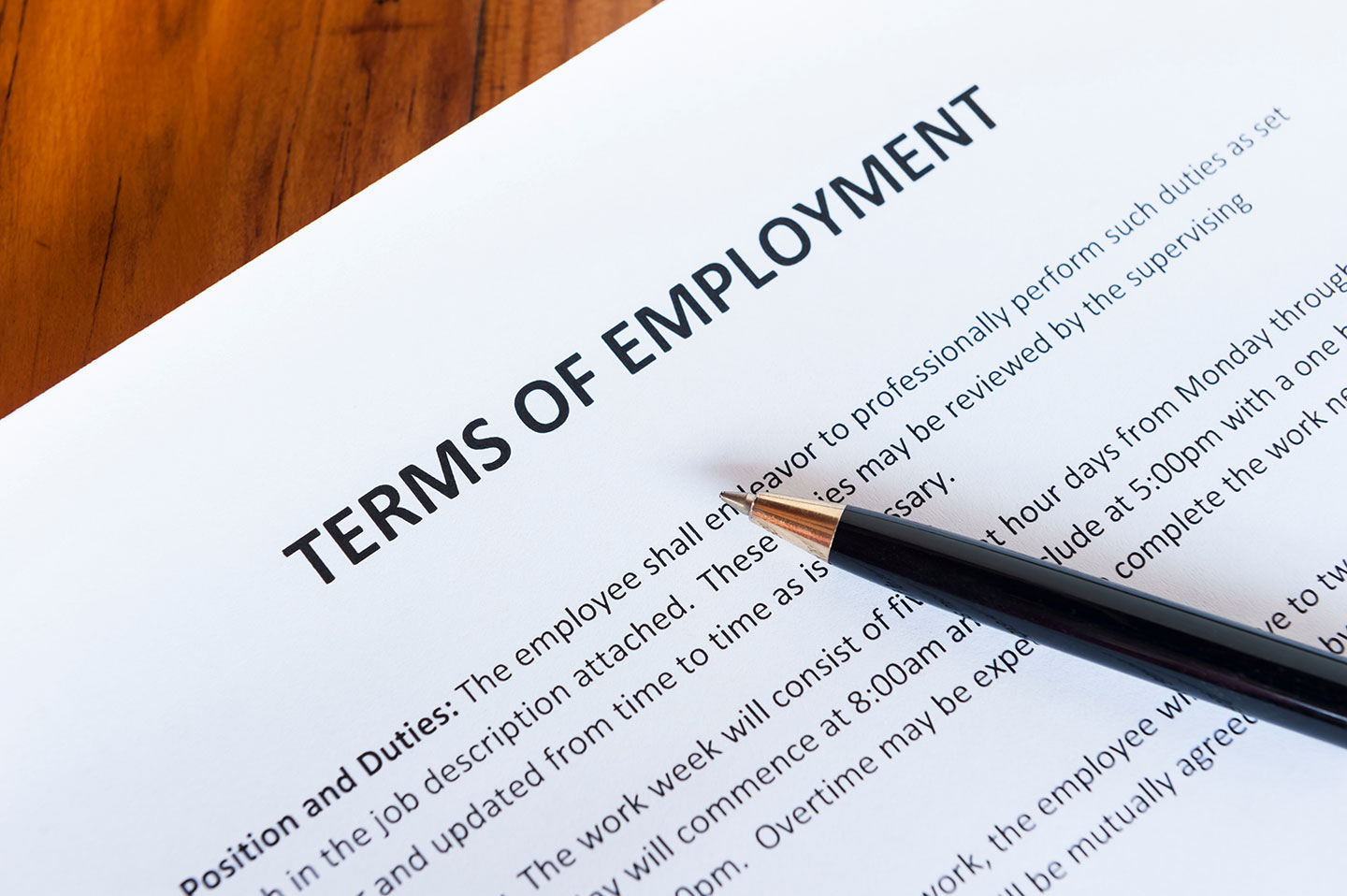 How a St. Louis Attorney Can Ensure an Employment Contract Is Fair