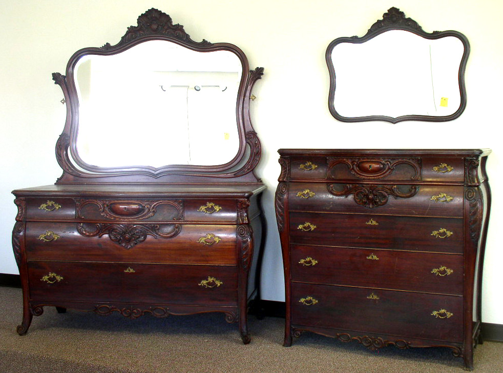 Quality Antique Furniture, Vintage Quilts & Collectibles Auction Wall