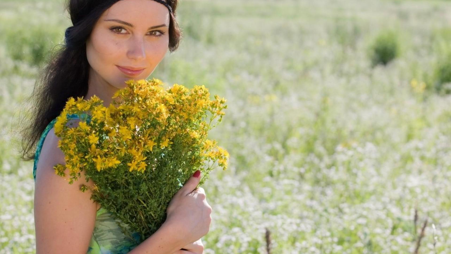 beautiful nature girl wallpaper (72890) HQ Desktop Wallpapers