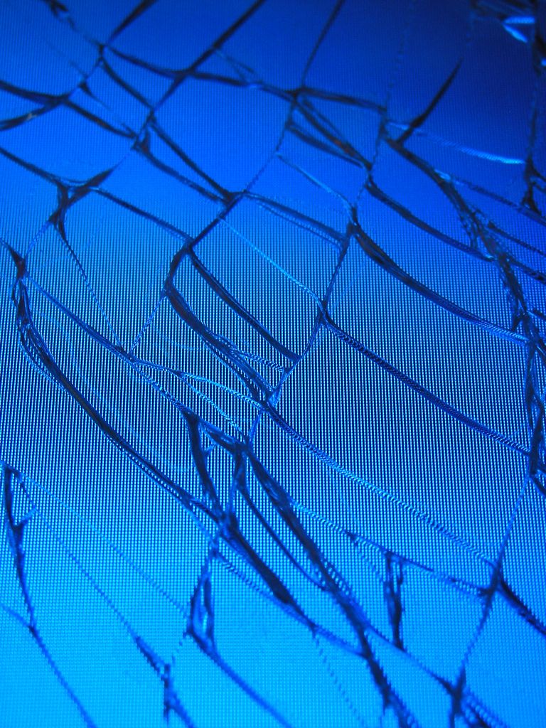 Cracked iphone screen Blue Screen of Death Day 6 Flickr