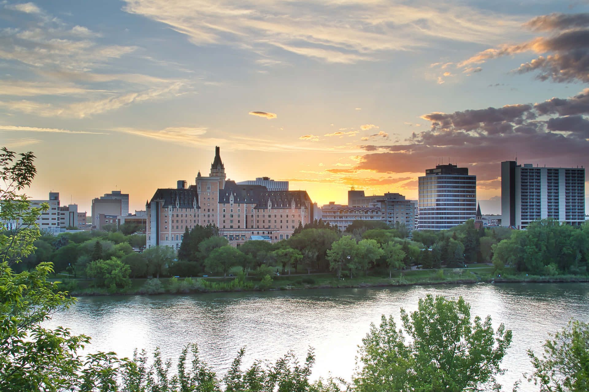 Saskatoon Wallpapers Top Free Saskatoon Backgrounds WallpaperAccess