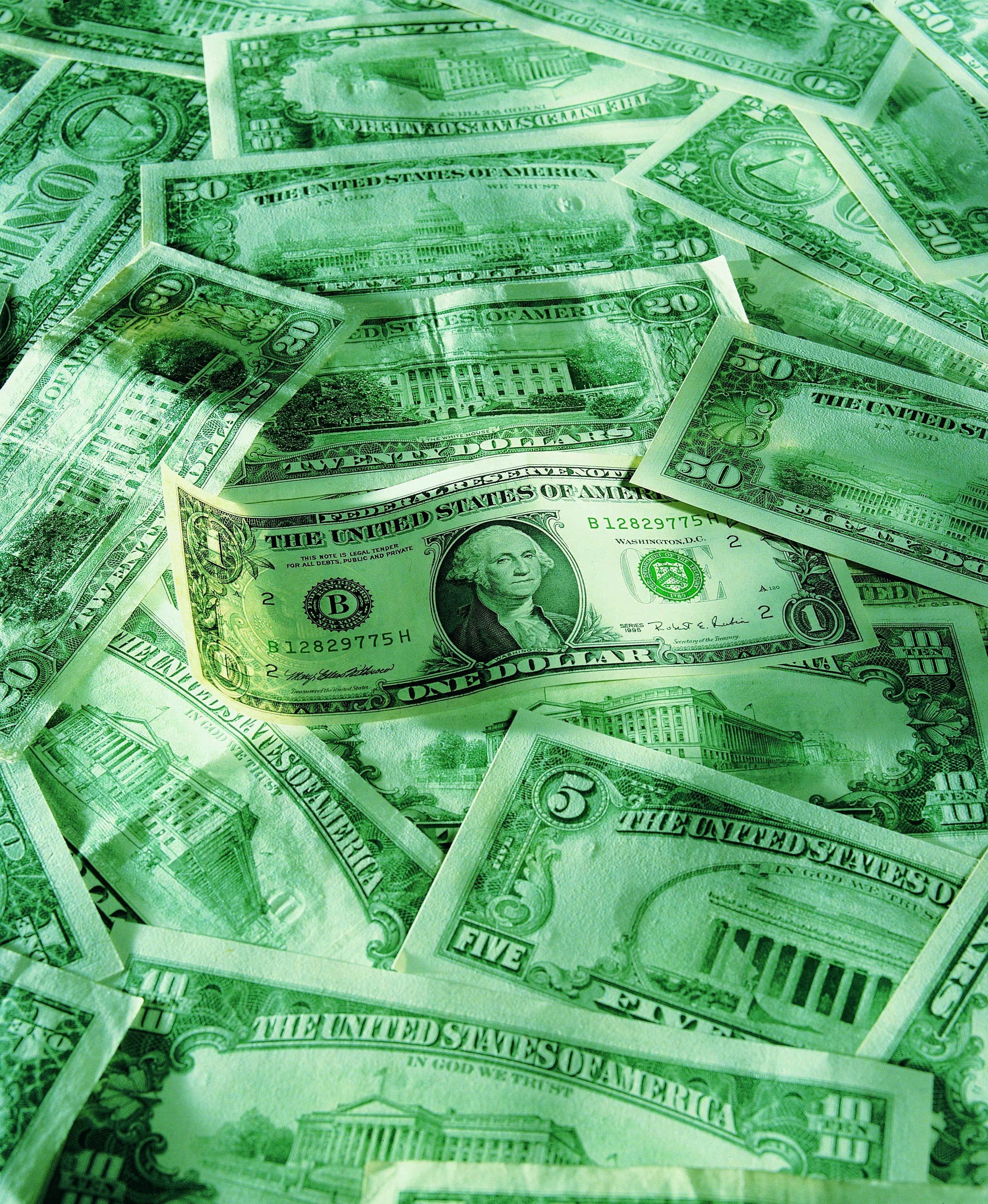 Green Money Wallpapers Top Free Green Money Backgrounds WallpaperAccess