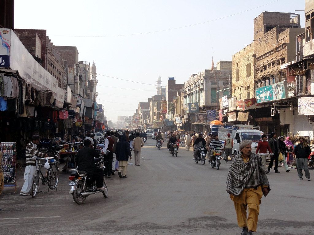 Faisalabad Wallpapers Top Free Faisalabad Backgrounds WallpaperAccess