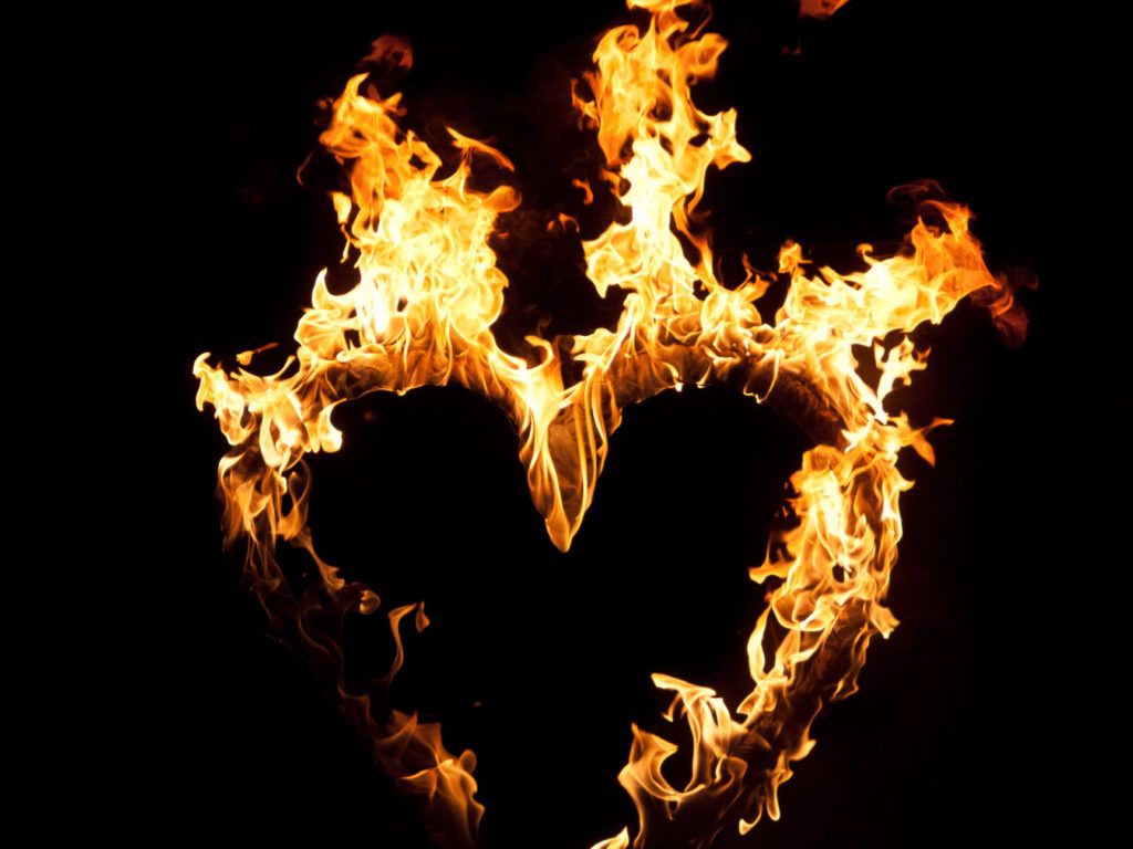 Burning Heart Wallpapers Top Free Burning Heart Backgrounds WallpaperAccess