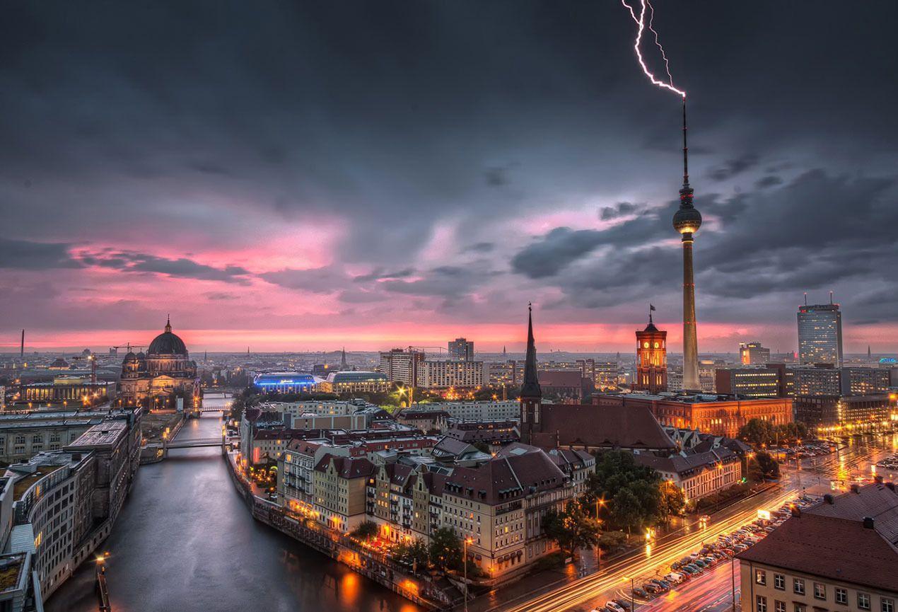 Berlin Wallpapers Top Free Berlin Backgrounds WallpaperAccess