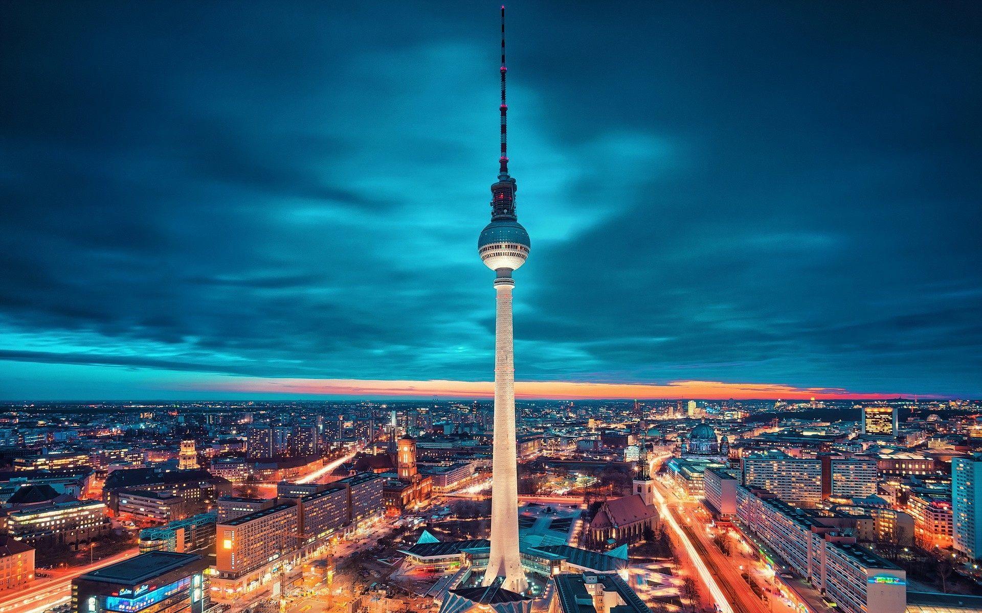 Berlin Wallpapers Top Free Berlin Backgrounds WallpaperAccess