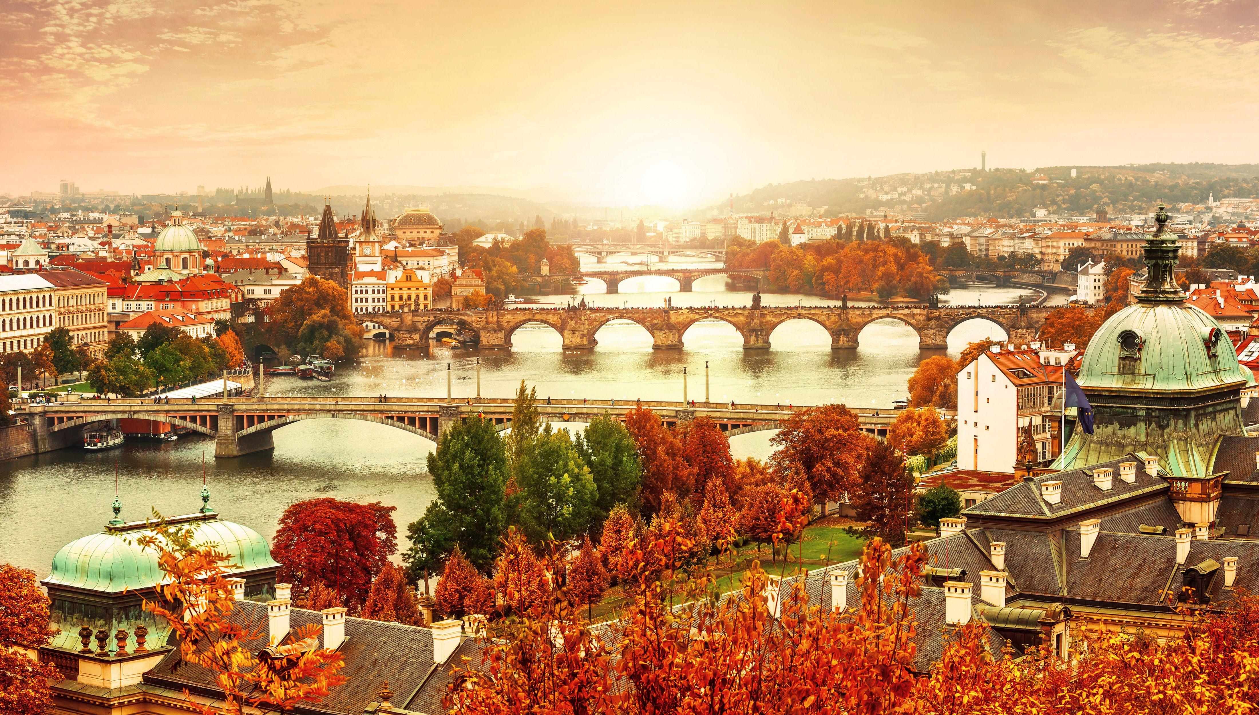 Autumn City Wallpapers Top Free Autumn City Backgrounds WallpaperAccess