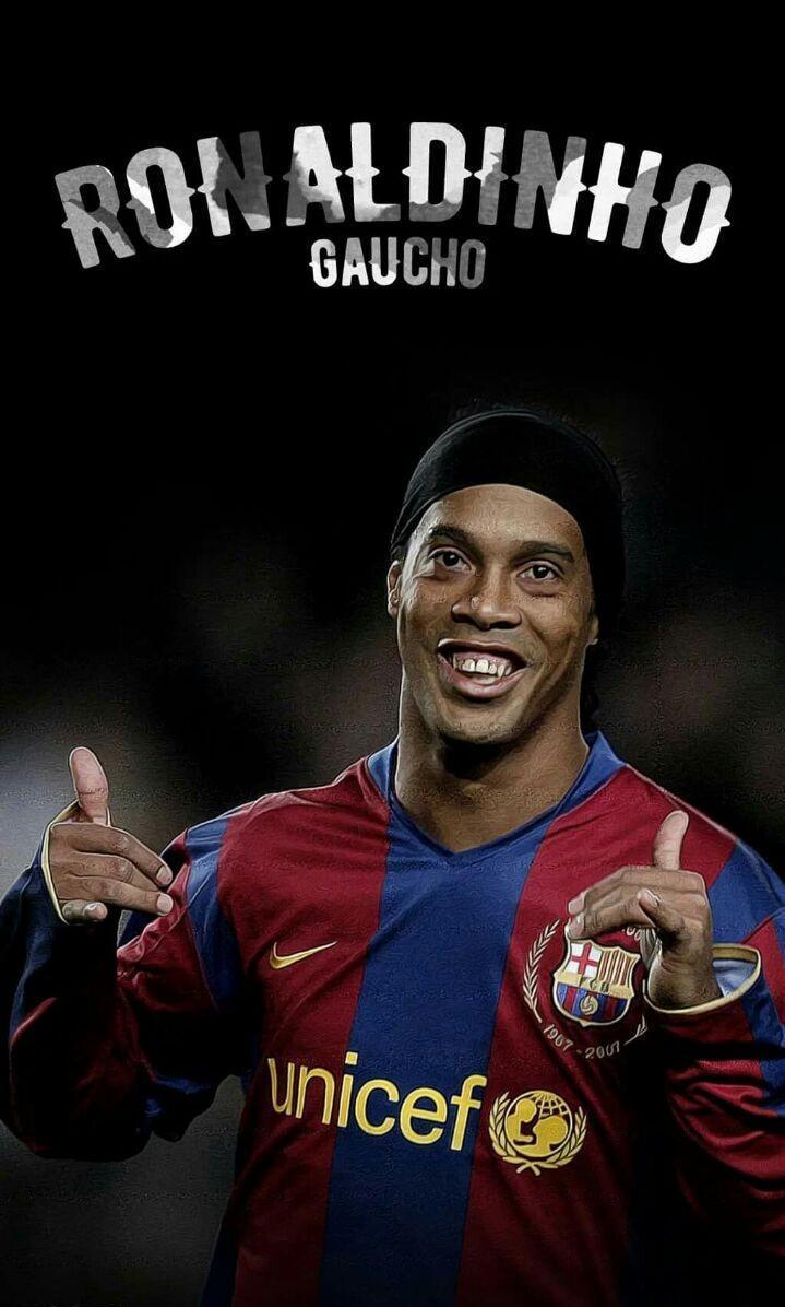 Ronaldinho Wallpapers Top Free Ronaldinho Backgrounds WallpaperAccess