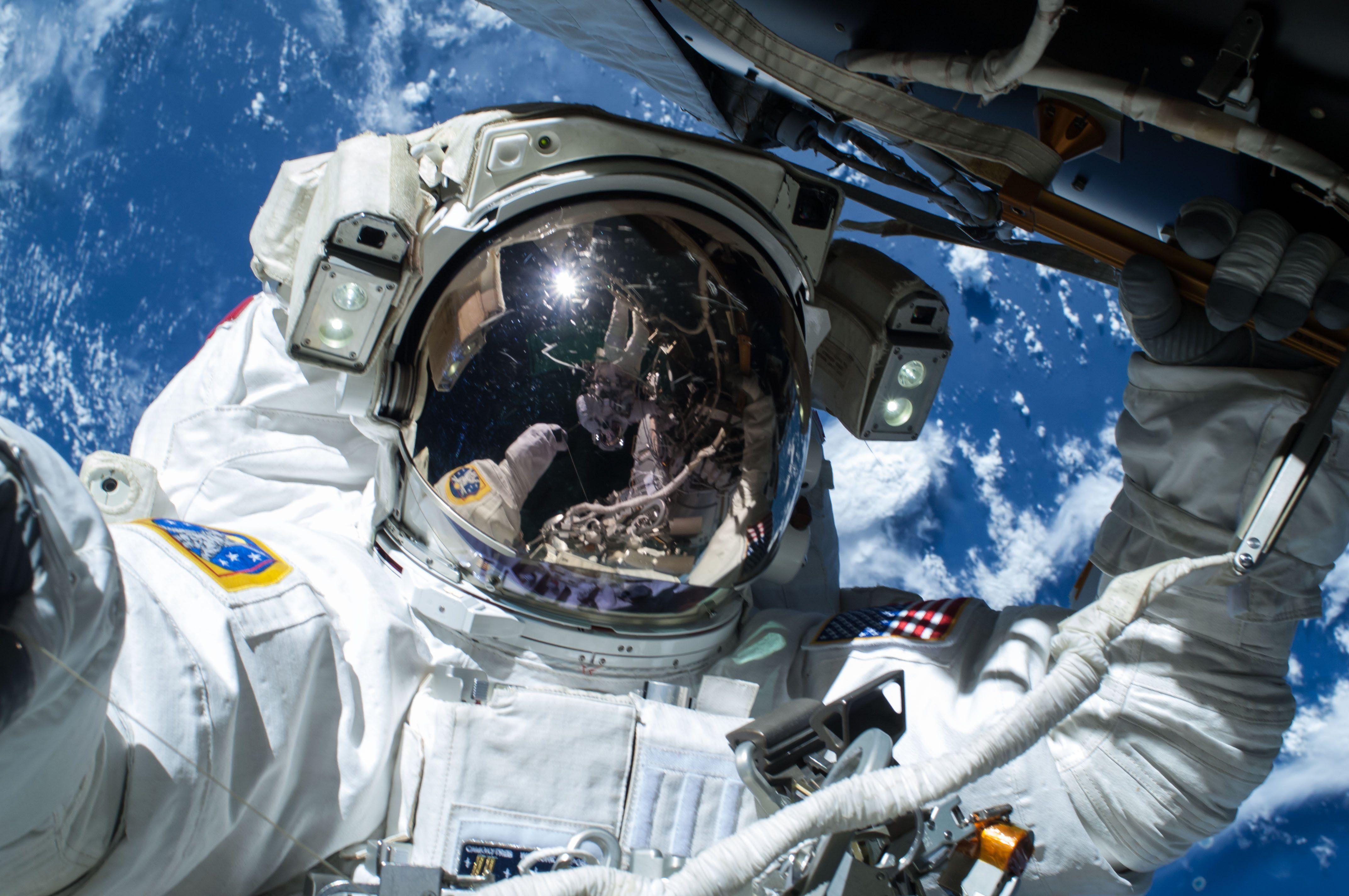 NASA Astronaut Wallpapers Top Free NASA Astronaut