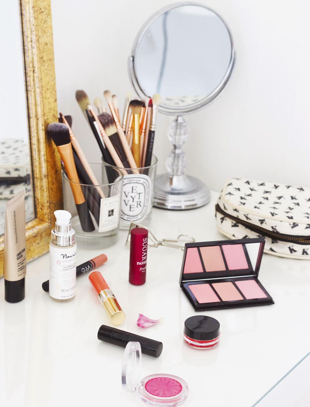 Makeup iPhone Wallpapers Top Free Makeup iPhone Backgrounds