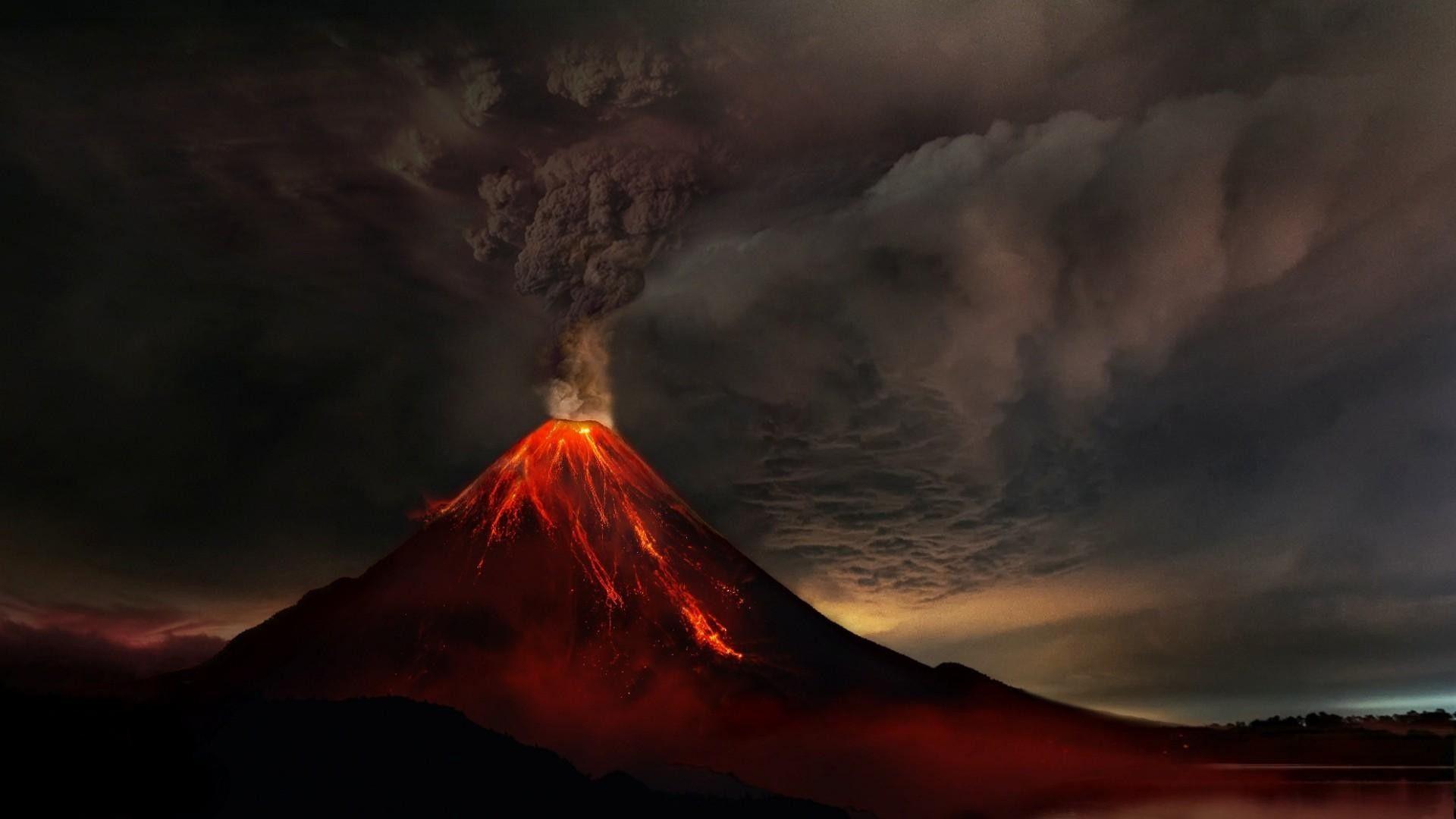 Volcano Wallpapers Top Free Volcano Backgrounds WallpaperAccess