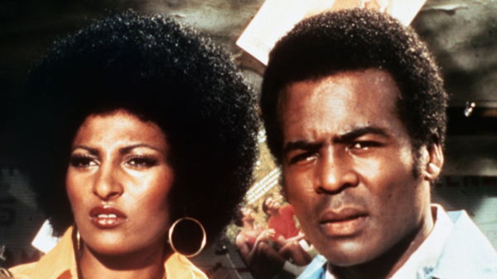 Foxy Brown Wallpapers - Top Free Foxy Brown Backgrounds - WallpaperAccess