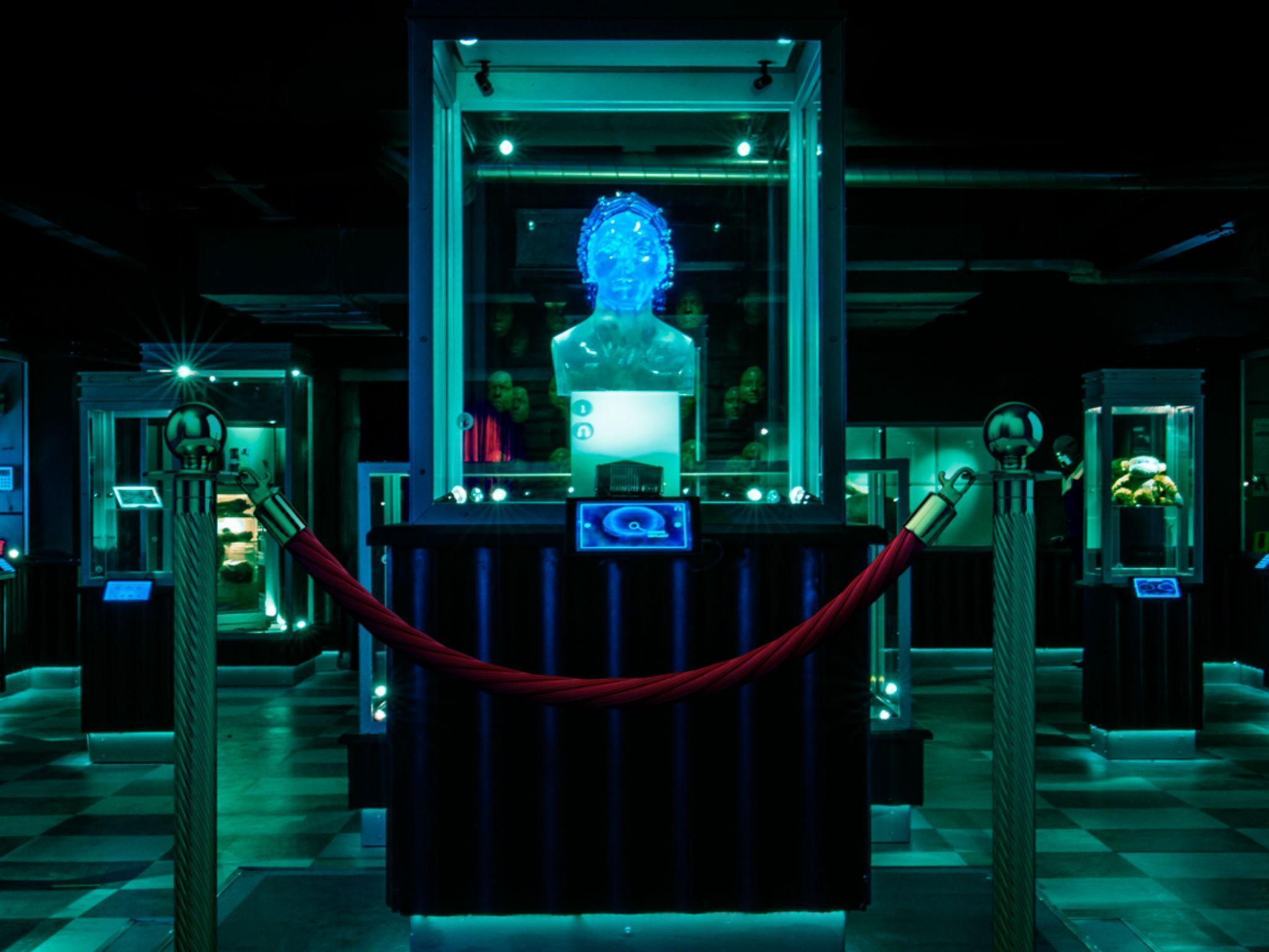 Black Mirror Wallpapers Top Free Black Mirror Backgrounds