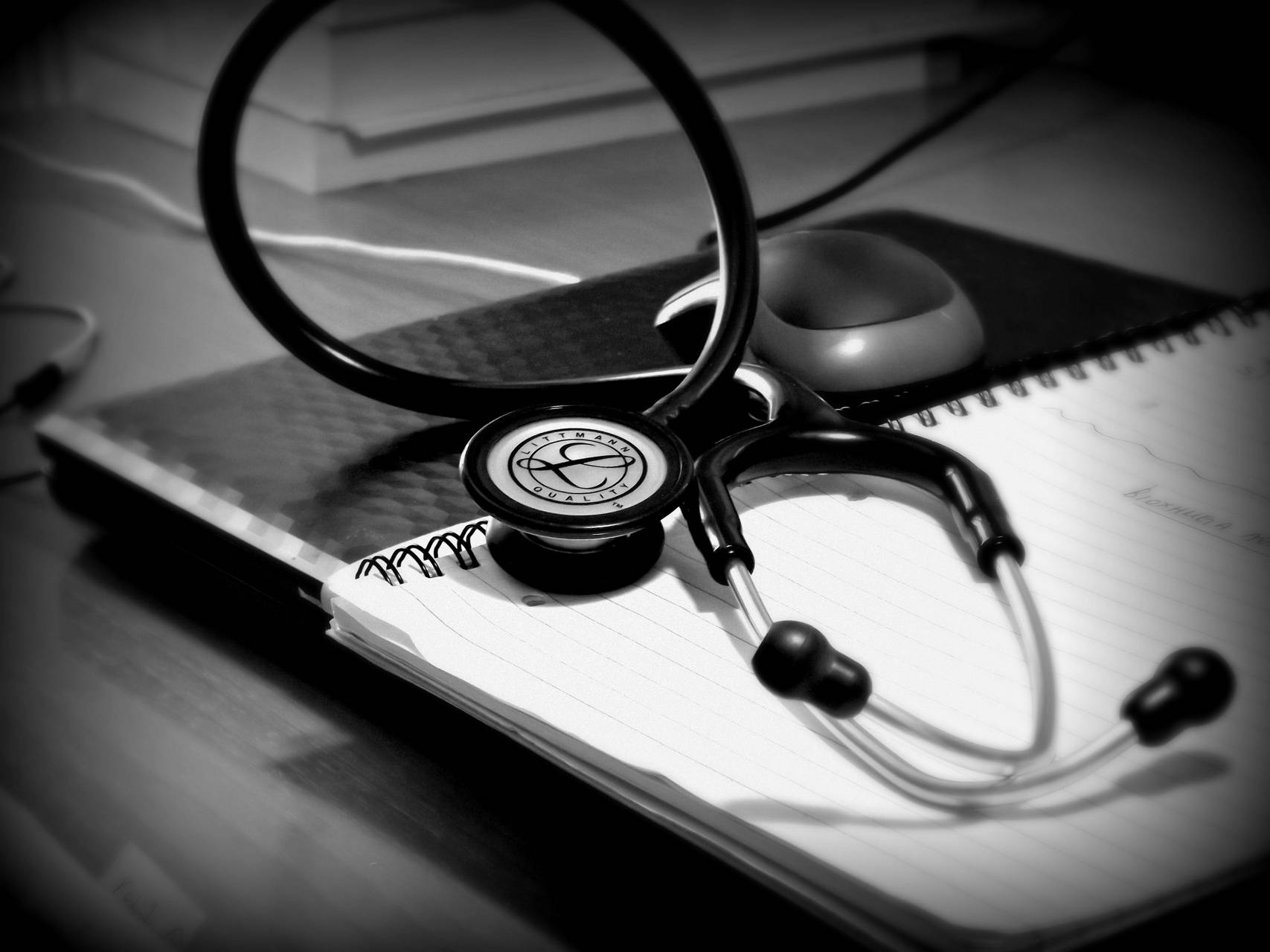 Stethoscope Wallpapers Top Free Stethoscope Backgrounds WallpaperAccess