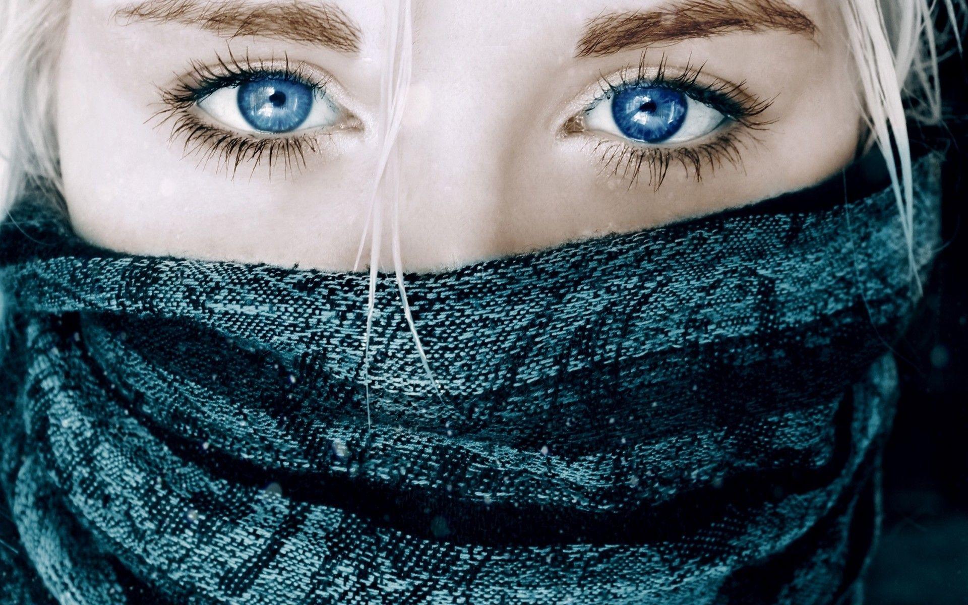 Blue Eyes Wallpapers Top Free Blue Eyes Backgrounds WallpaperAccess