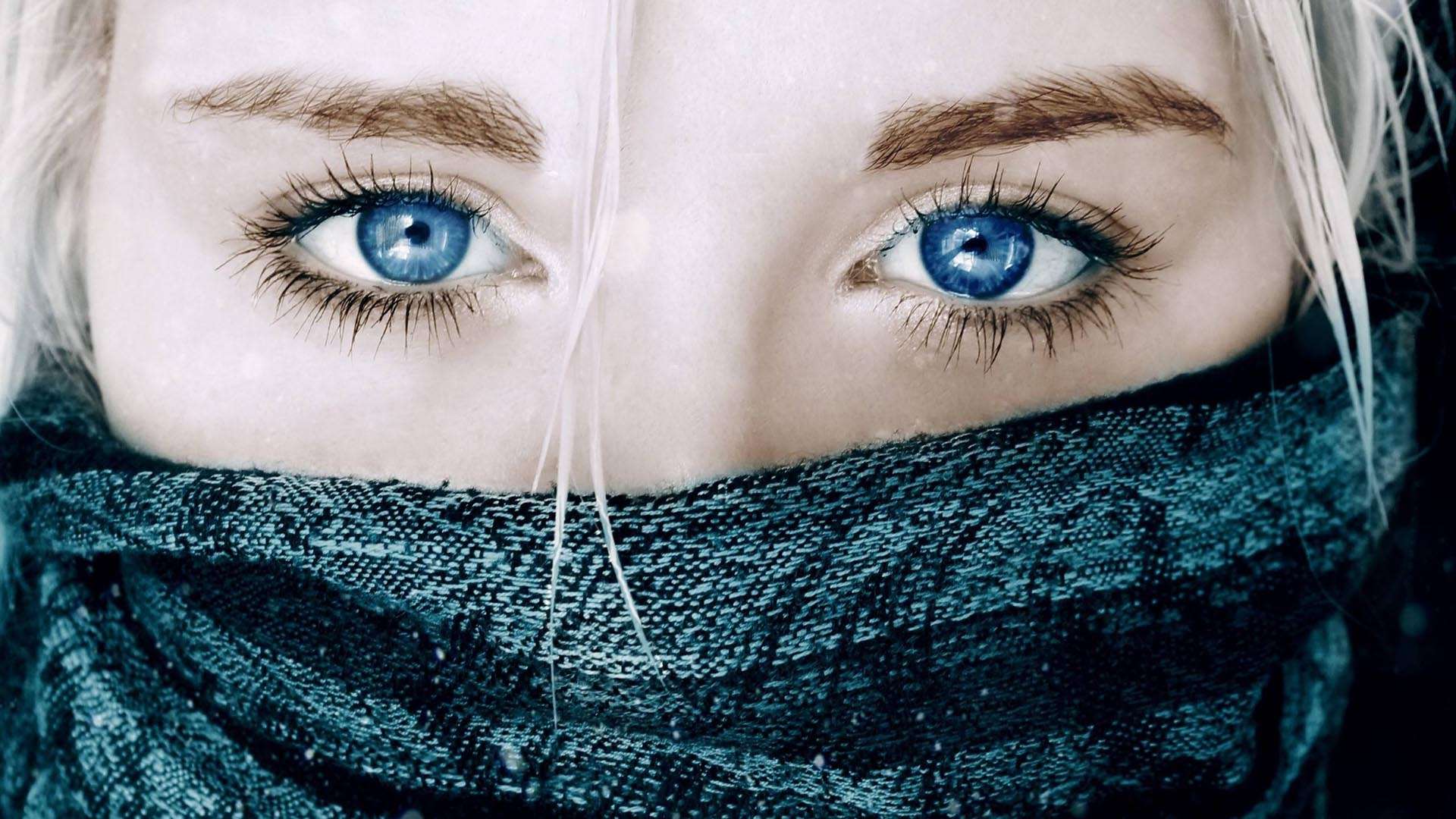 Blue Eyes Wallpapers Top Free Blue Eyes Backgrounds WallpaperAccess