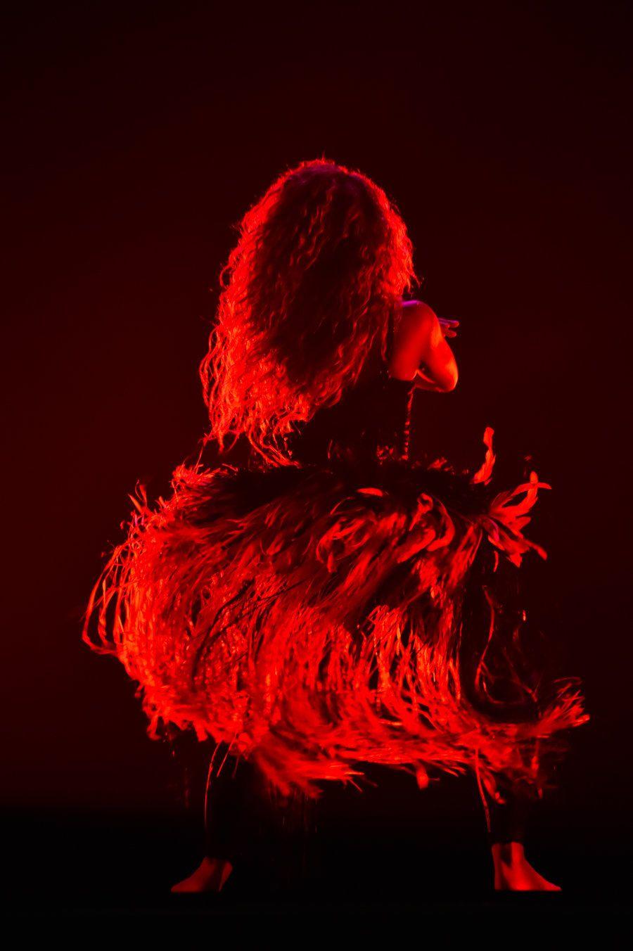 Shakira In Concert El Dorado World Tour Wallpapers Top Free Shakira