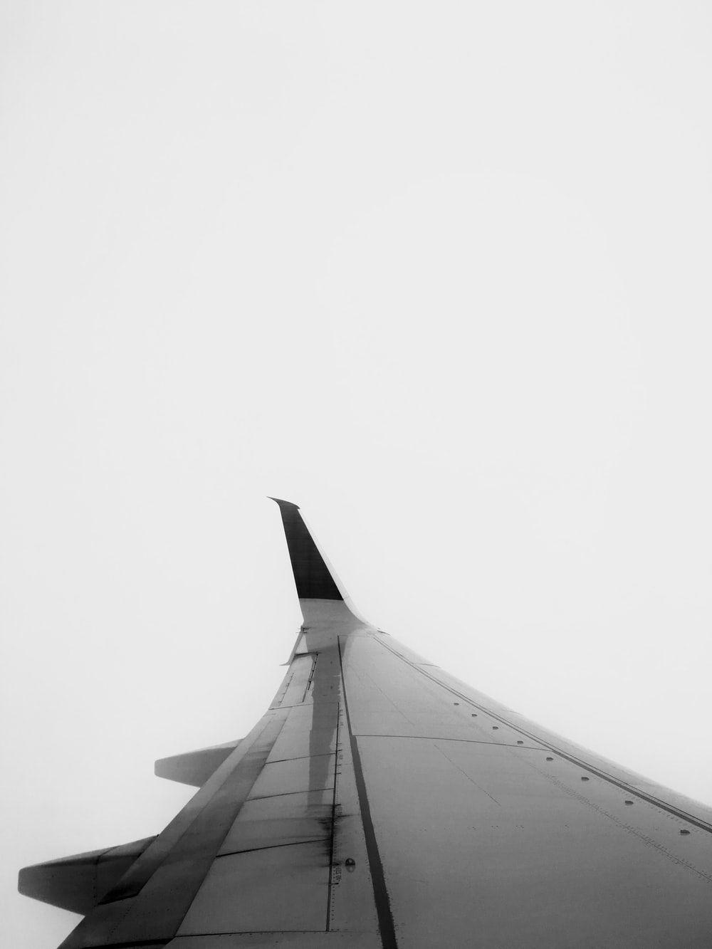 Black and White Airplane Wallpapers Top Free Black and White Airplane