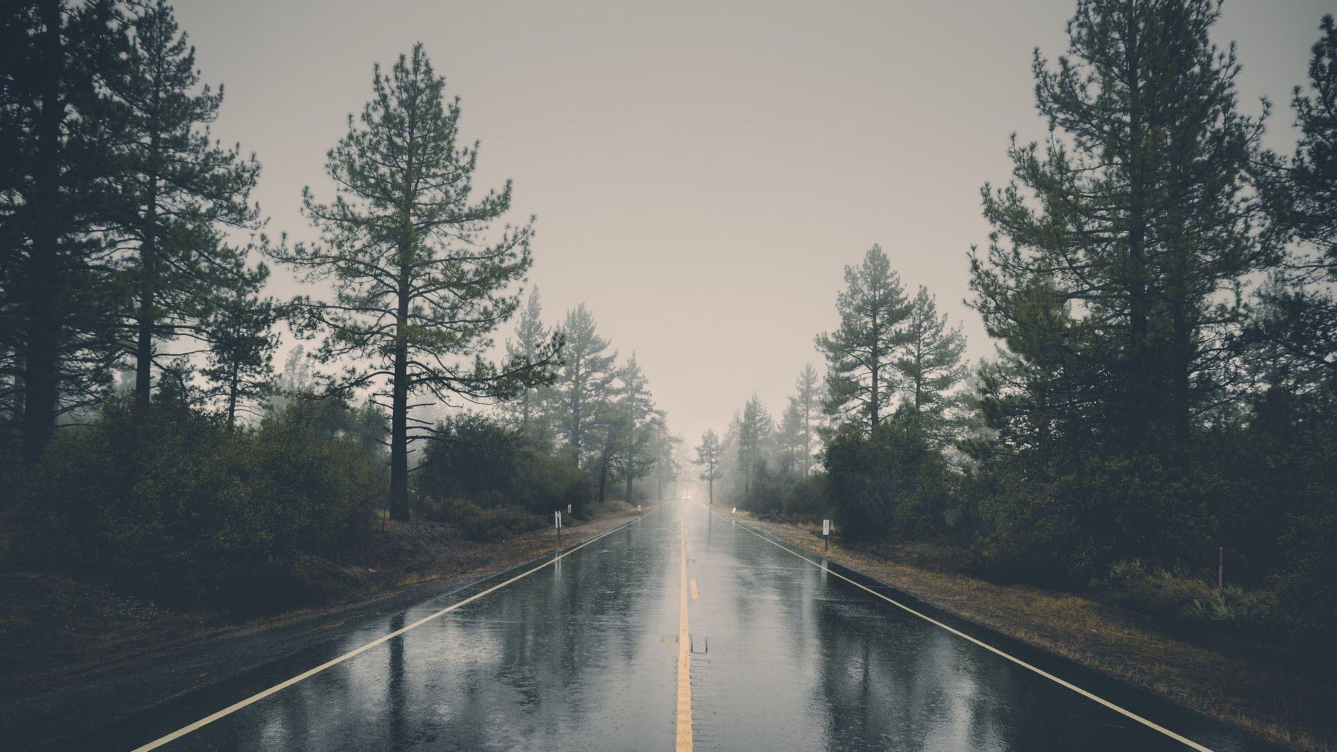 Road Rain Wallpapers Top Free Road Rain Backgrounds WallpaperAccess