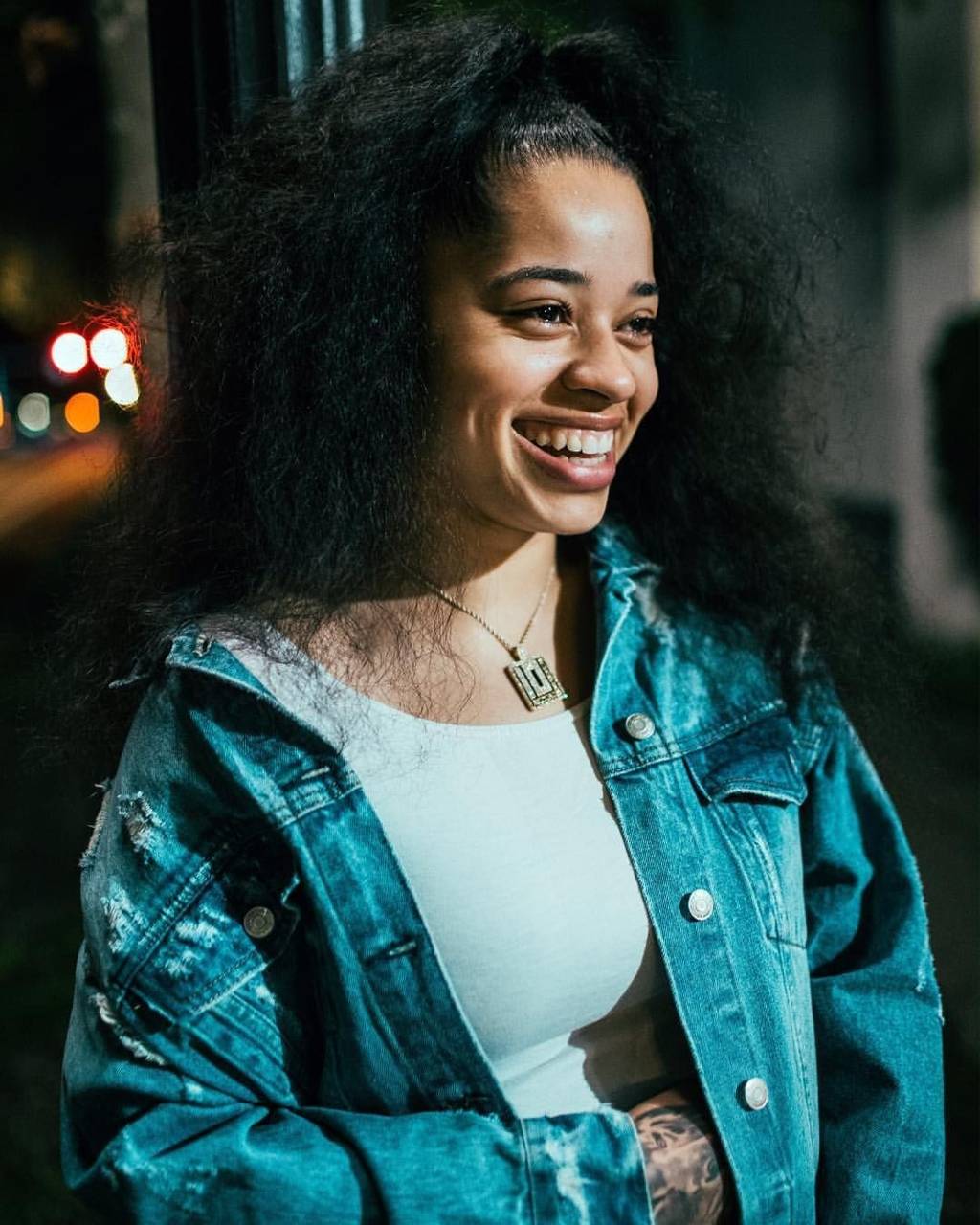 Ella Mai Wallpapers Top Free Ella Mai Backgrounds WallpaperAccess