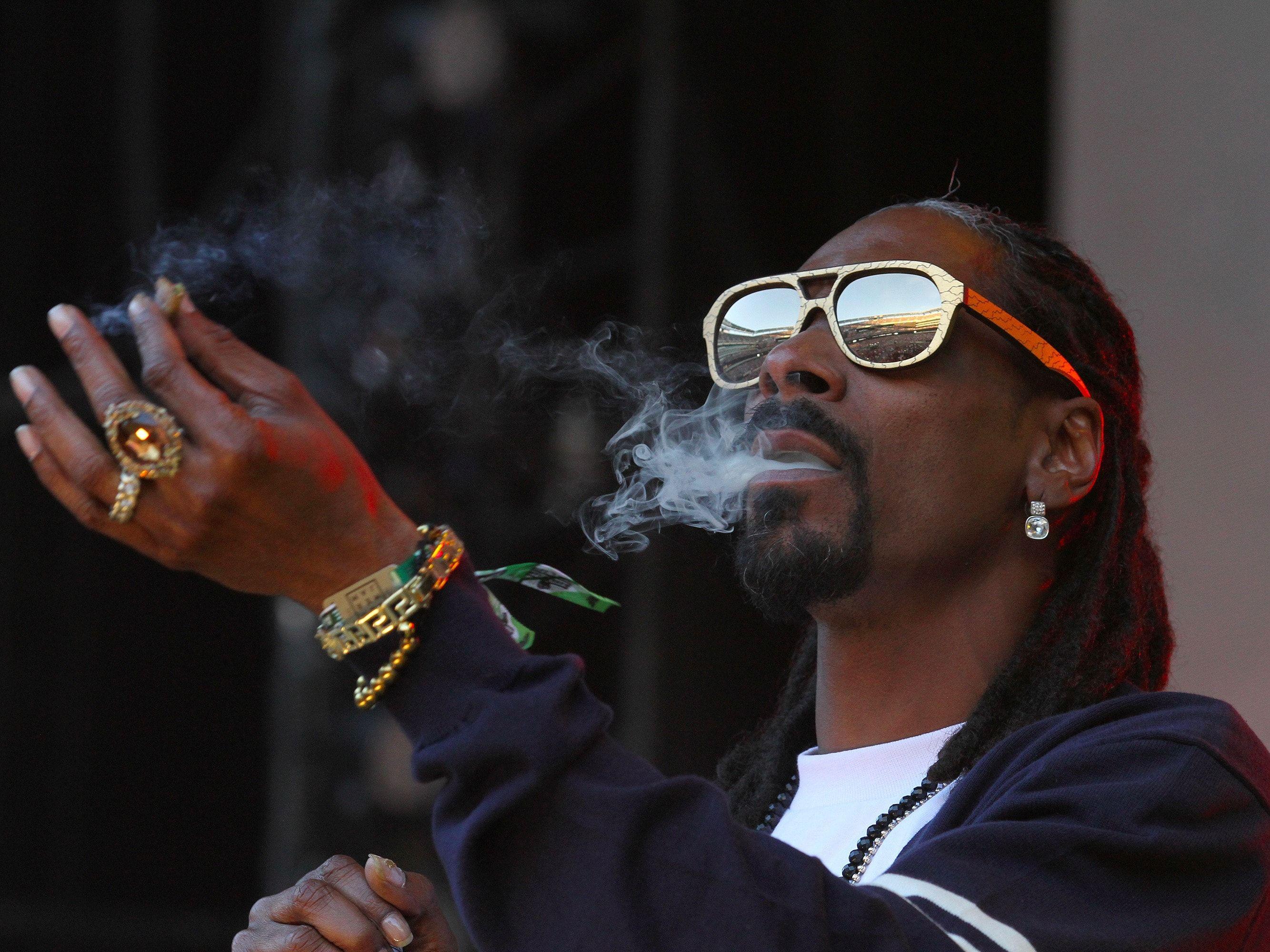 Snoop Dog Wallpapers Top Free Snoop Dog Backgrounds WallpaperAccess