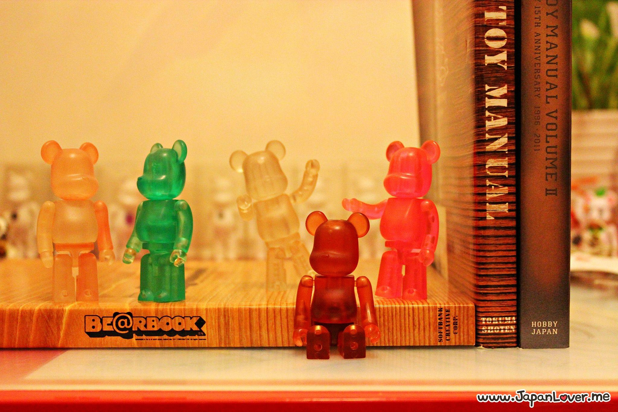 Bearbrick Wallpapers Top Free Bearbrick Backgrounds WallpaperAccess