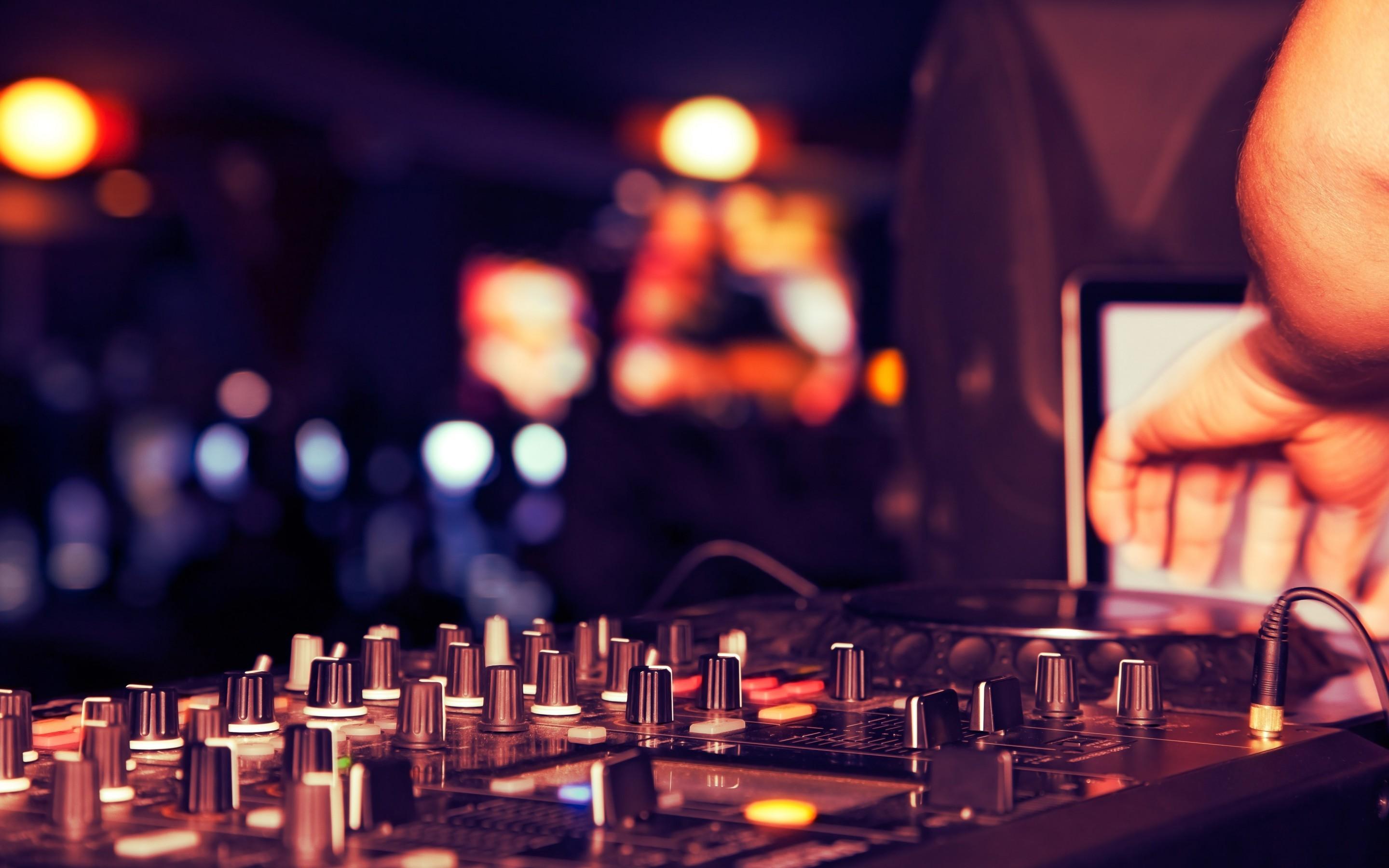 Dj Music Wallpapers Top Free Dj Music Backgrounds WallpaperAccess