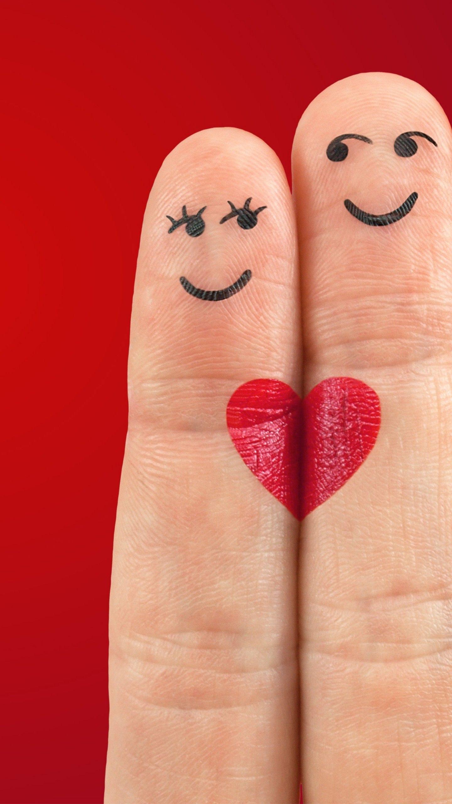 Finger Heart Wallpaper, Korea Lovee uploaded by Yezülü on We Heart It