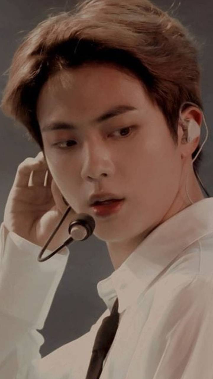 BTS Jin Aesthetic Wallpapers Top Free BTS Jin Aesthetic Backgrounds