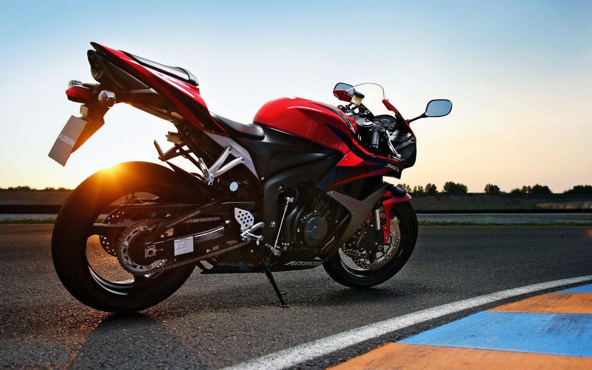 Suzuki Motorcycle Wallpapers Top Free Suzuki Motorcycle Backgrounds