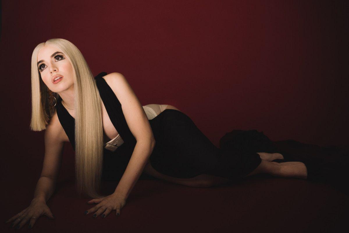 Ava Max Wallpapers Top Free Ava Max Backgrounds WallpaperAccess