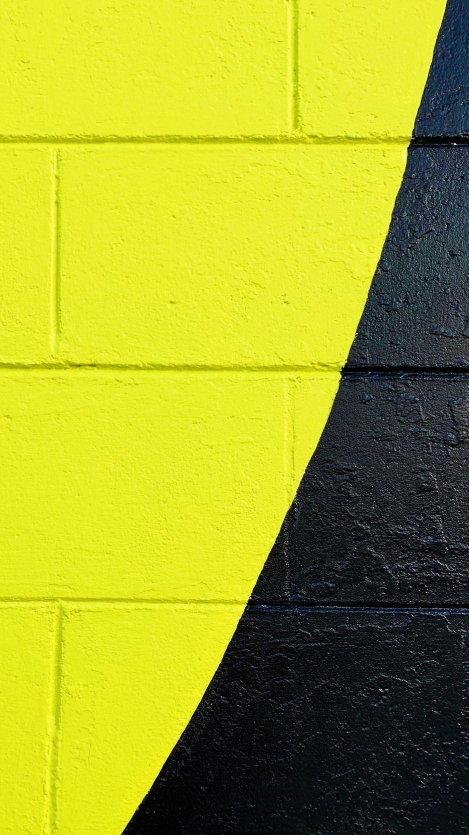 Black and Yellow iPhone Wallpapers Top Free Black and Yellow iPhone Backgrounds WallpaperAccess