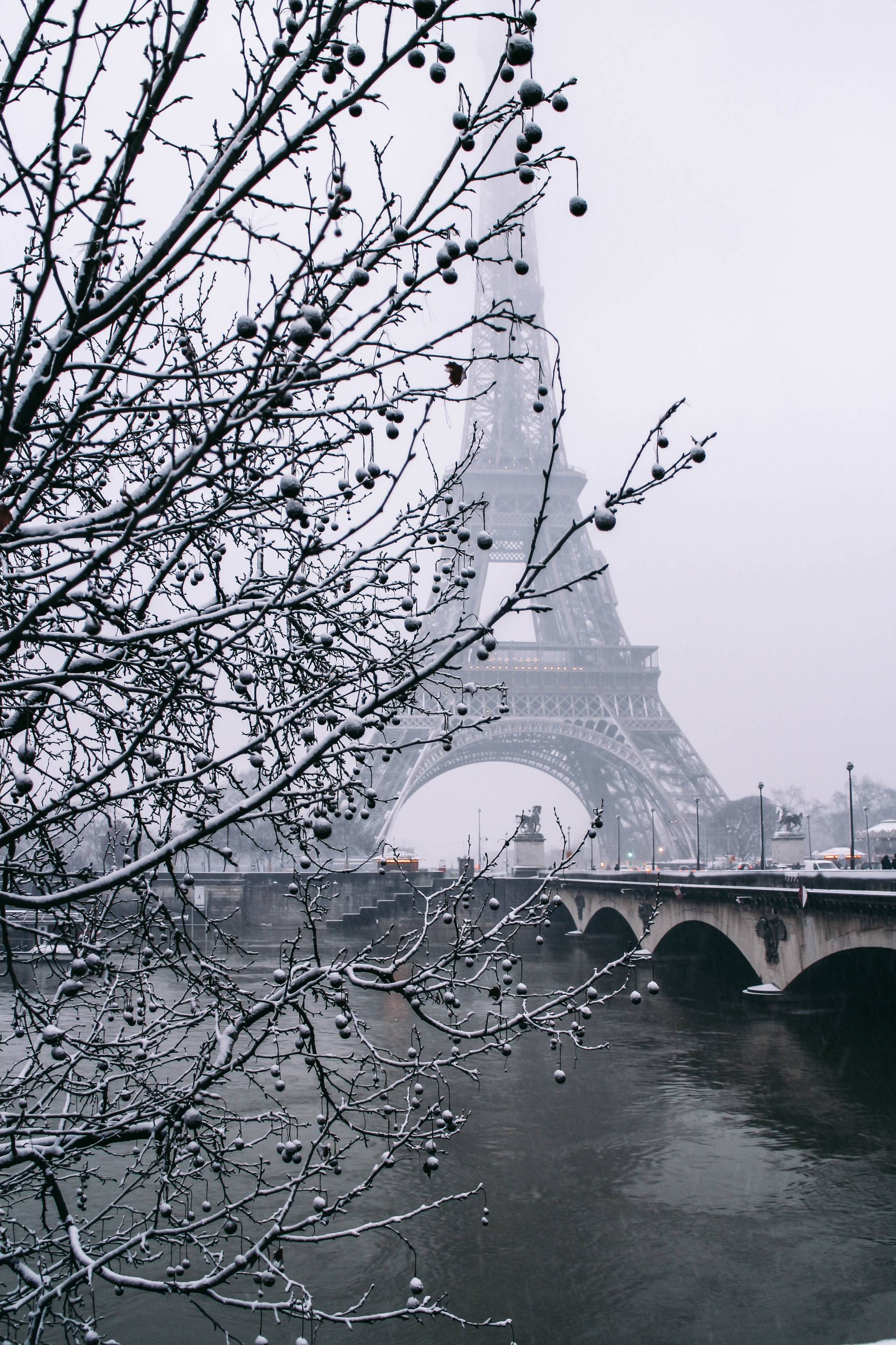 Paris Winter Wallpapers Top Free Paris Winter Backgrounds WallpaperAccess