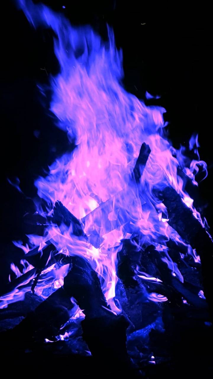 Purple Fire Wallpapers Top Free Purple Fire Backgrounds WallpaperAccess