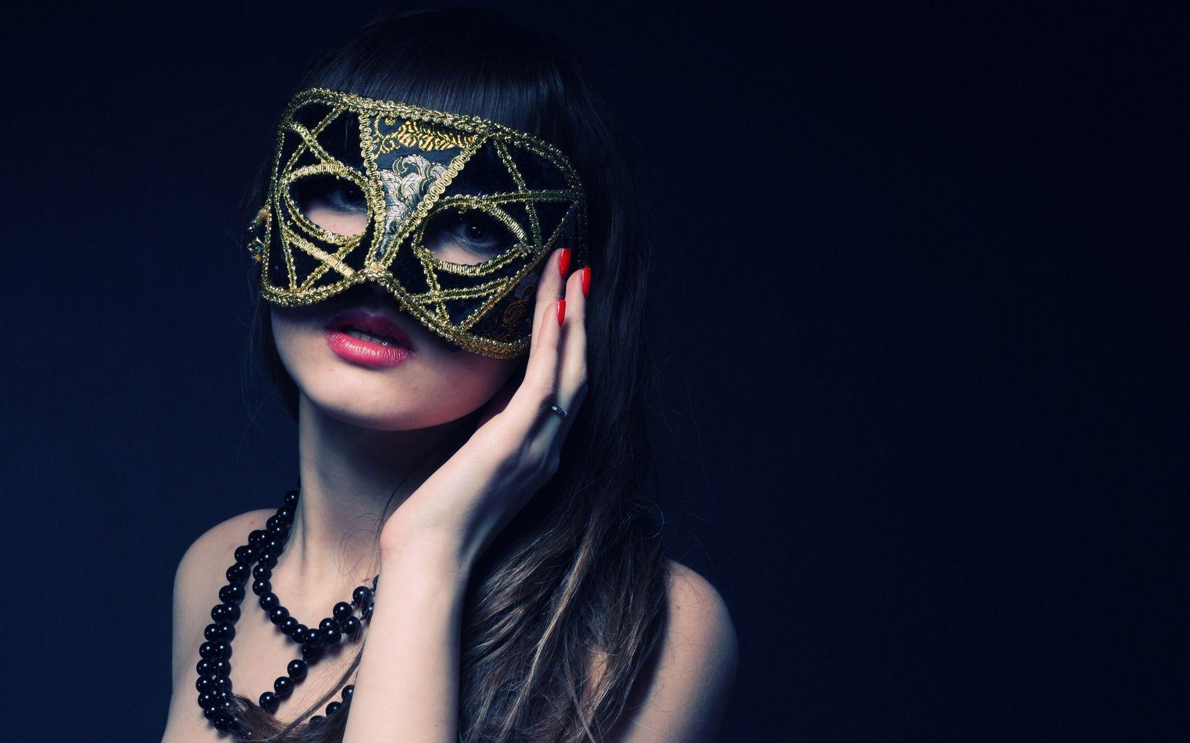 Girl Mask Wallpapers Top Free Girl Mask Backgrounds WallpaperAccess