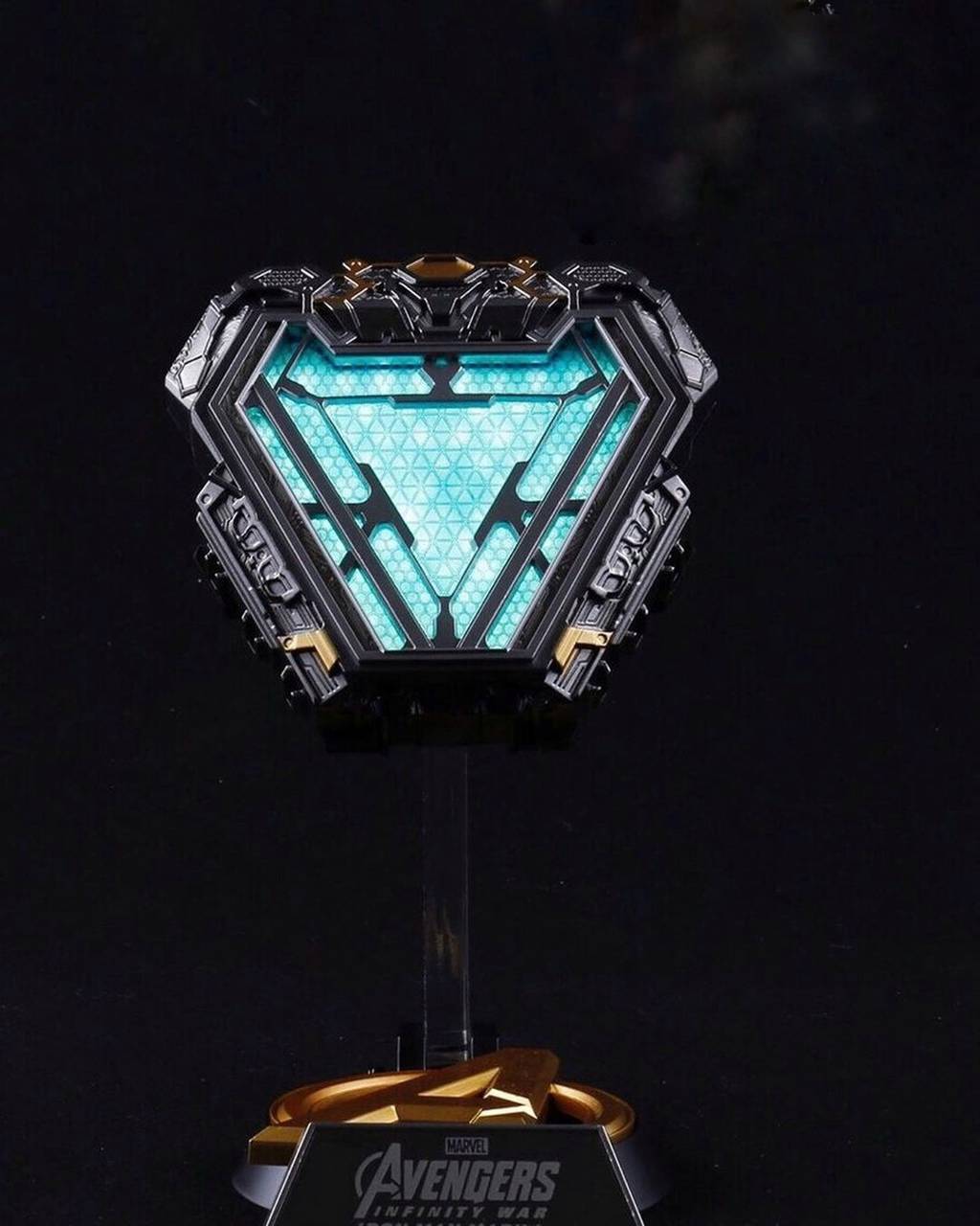 Iron Man Heart Wallpapers Top Free Iron Man Heart Backgrounds