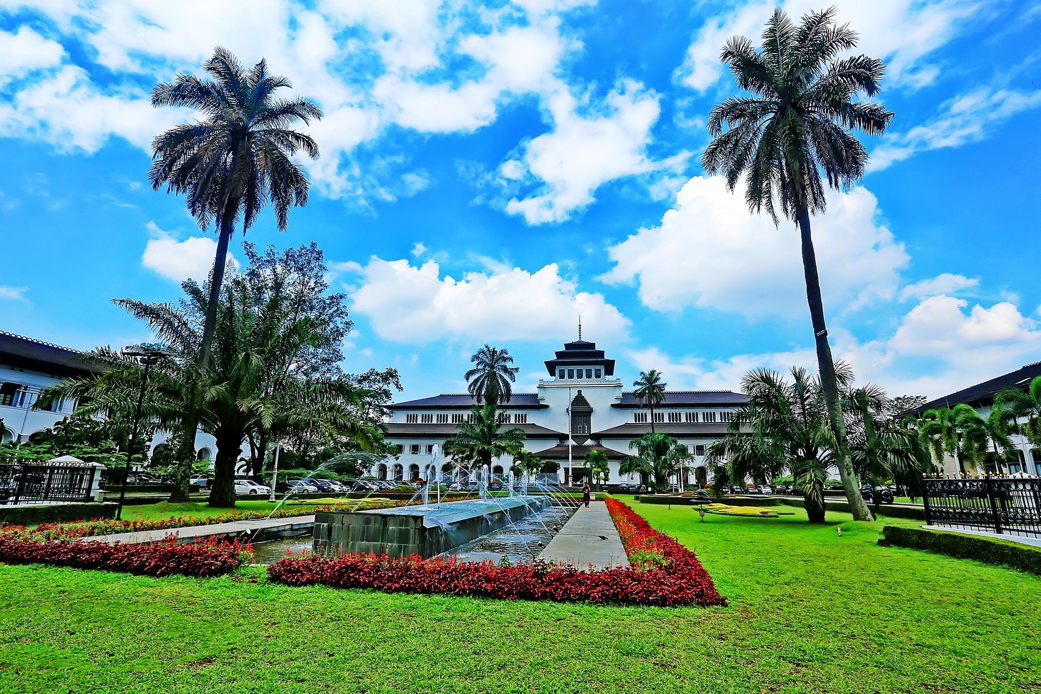 Bandung Wallpapers Top Free Bandung Backgrounds WallpaperAccess