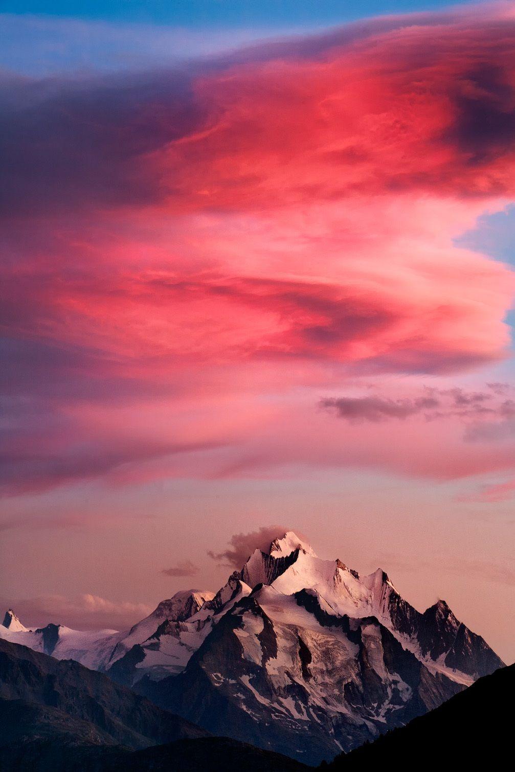 Pink Mountains Wallpapers Top Free Pink Mountains Backgrounds WallpaperAccess