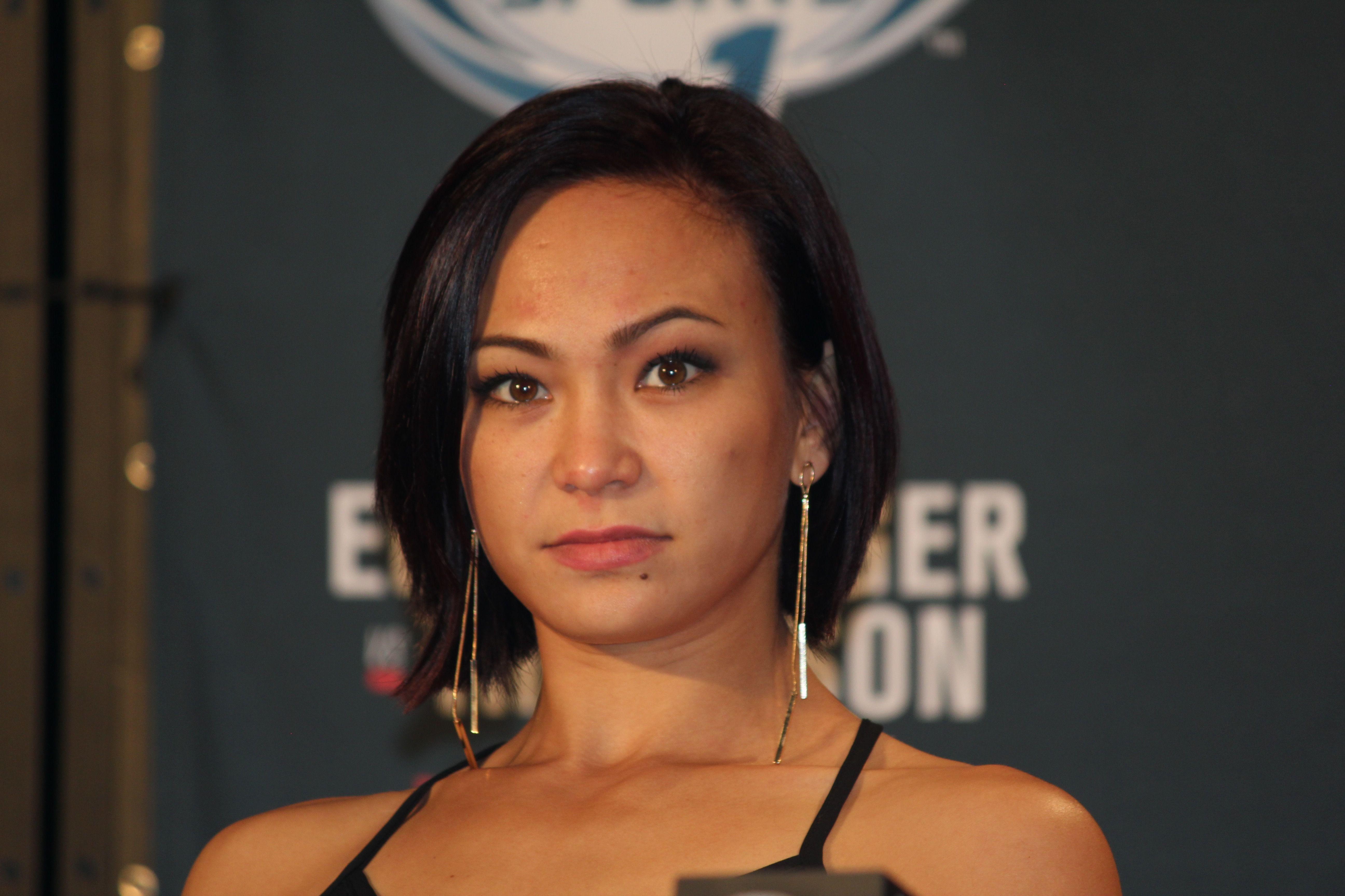 Michelle Waterson Wallpapers Top Free Michelle Waterson Backgrounds