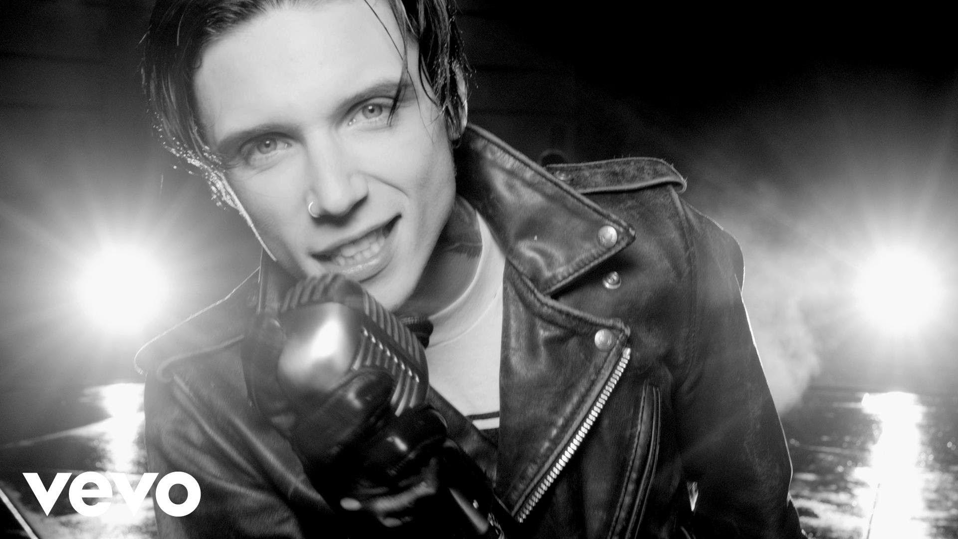 Andy Black Wallpapers Top Free Andy Black Backgrounds WallpaperAccess