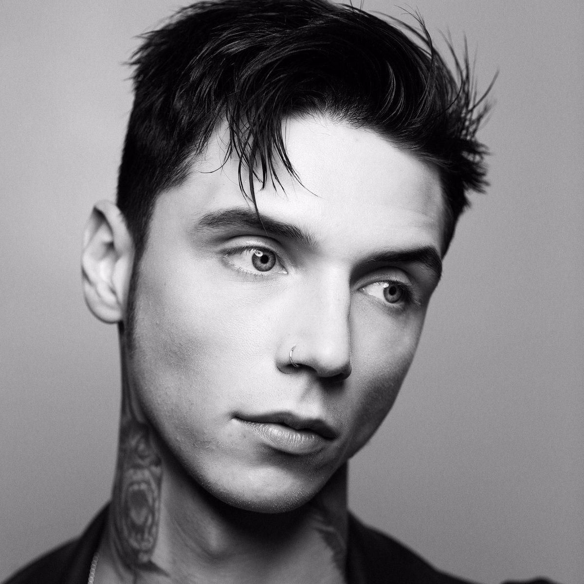 Andy Black Wallpapers Top Free Andy Black Backgrounds WallpaperAccess