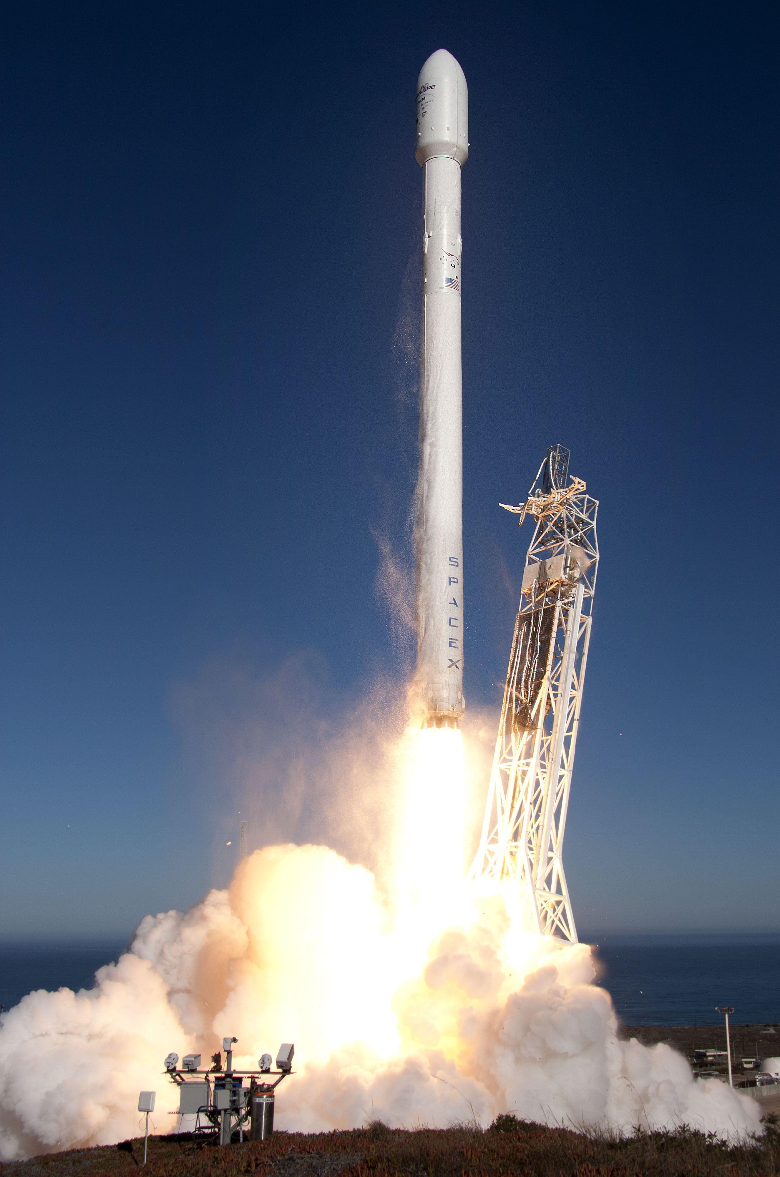 Falcon Heavy Wallpapers Top Free Falcon Heavy Backgrounds