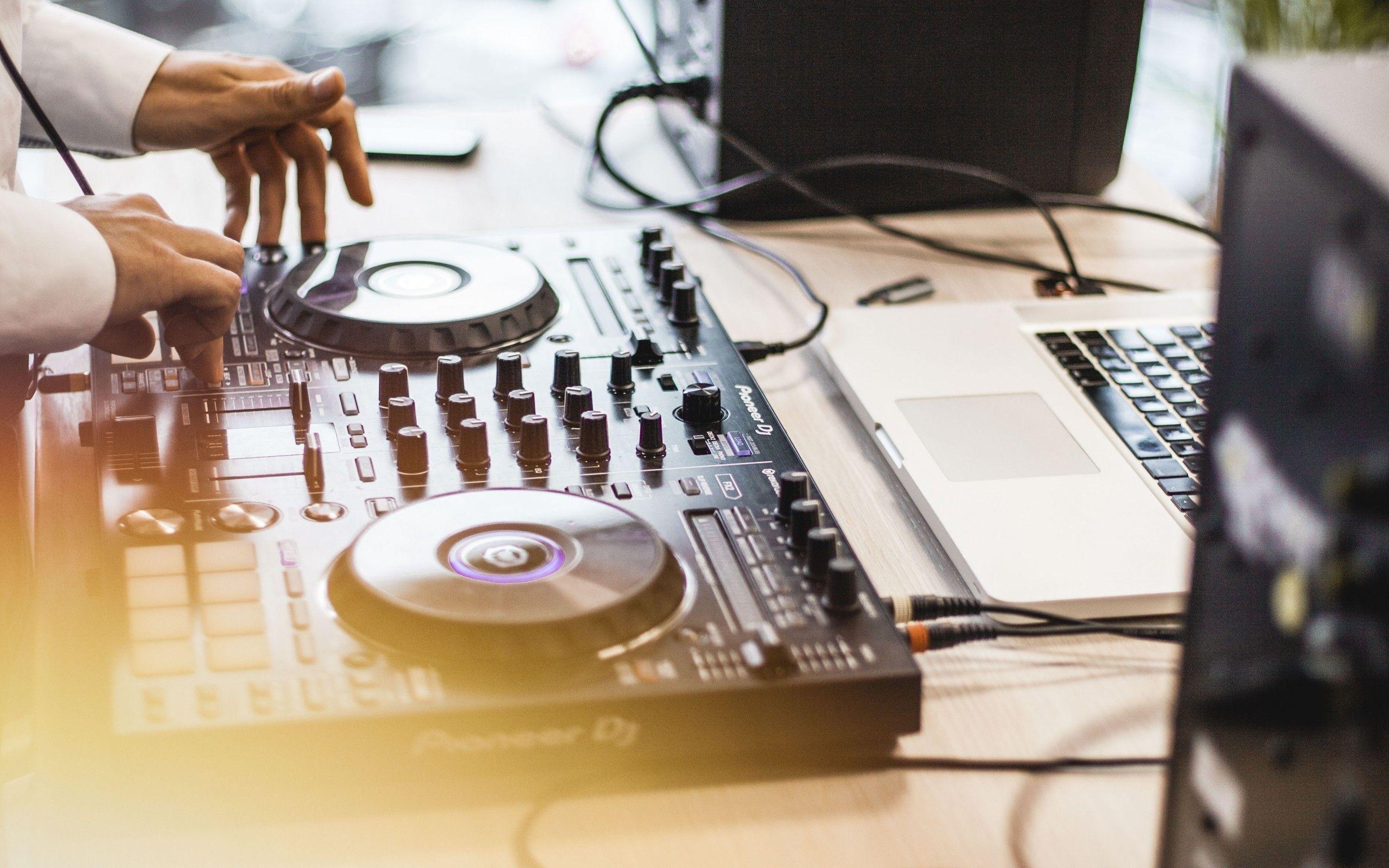 Music Producer Wallpapers Top Free Music Producer Backgrounds