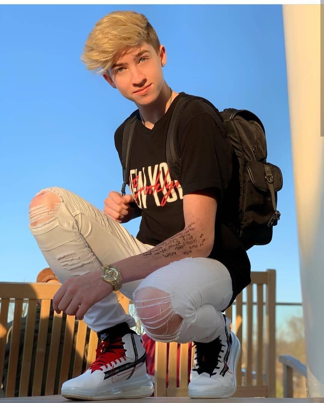 Cash Baker Wallpapers Top Free Cash Baker Backgrounds WallpaperAccess