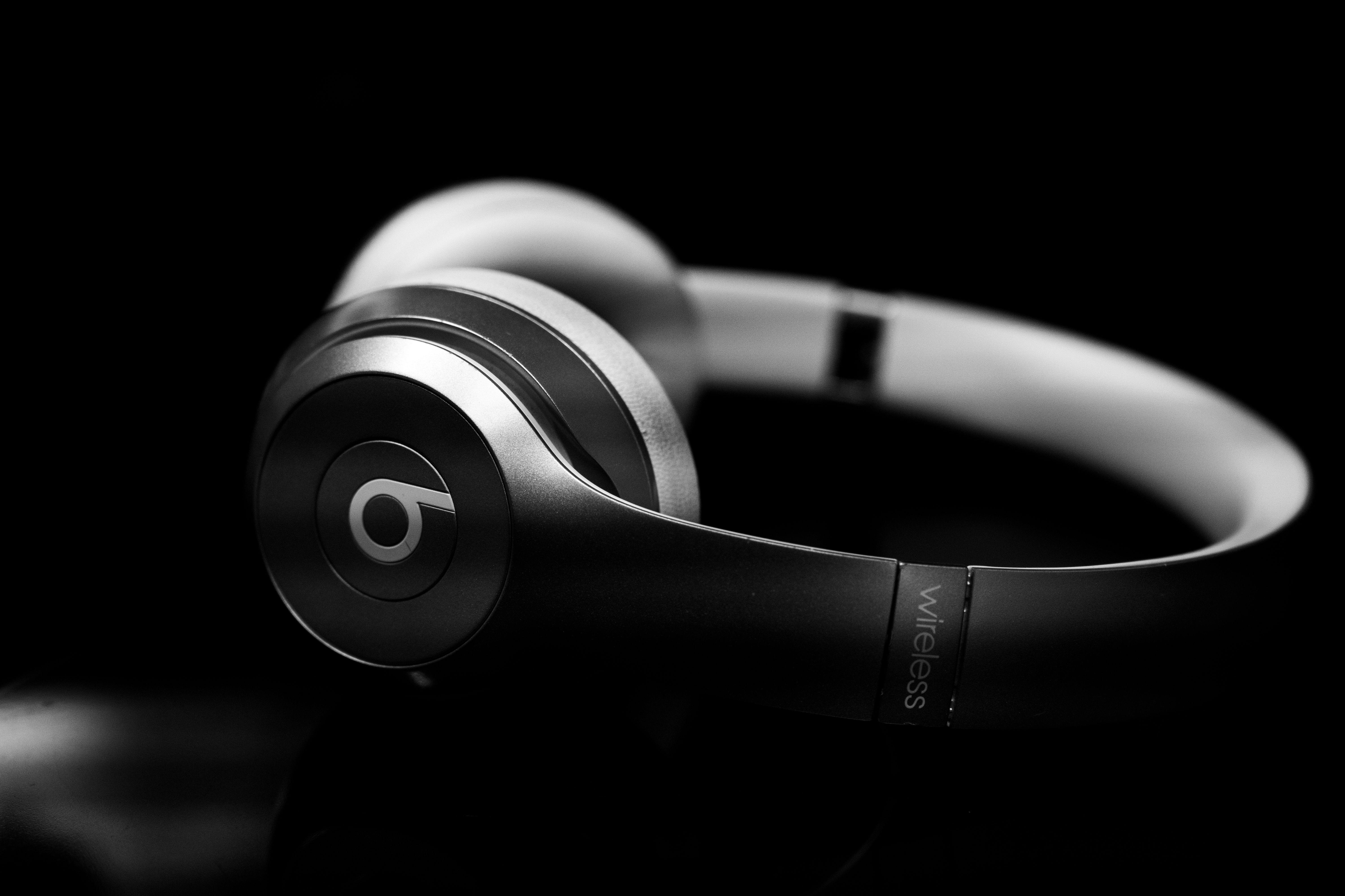 Headphones Wallpapers Top Free Headphones Backgrounds WallpaperAccess