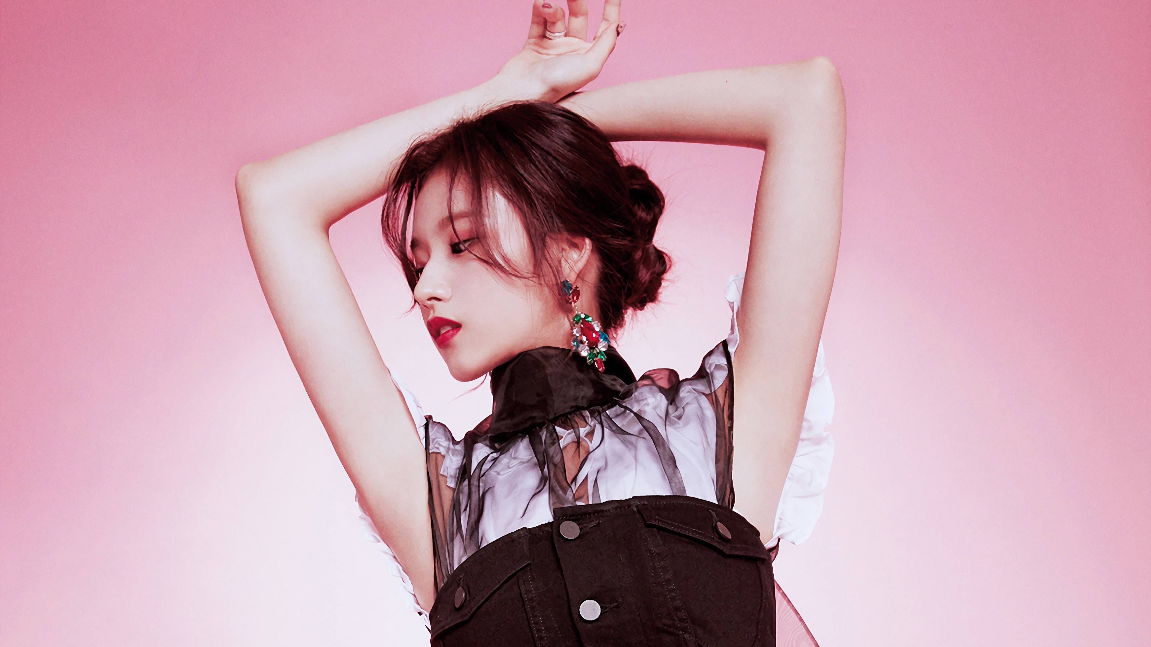 Minatozaki Sana Wallpapers Top Free Minatozaki Sana Backgrounds