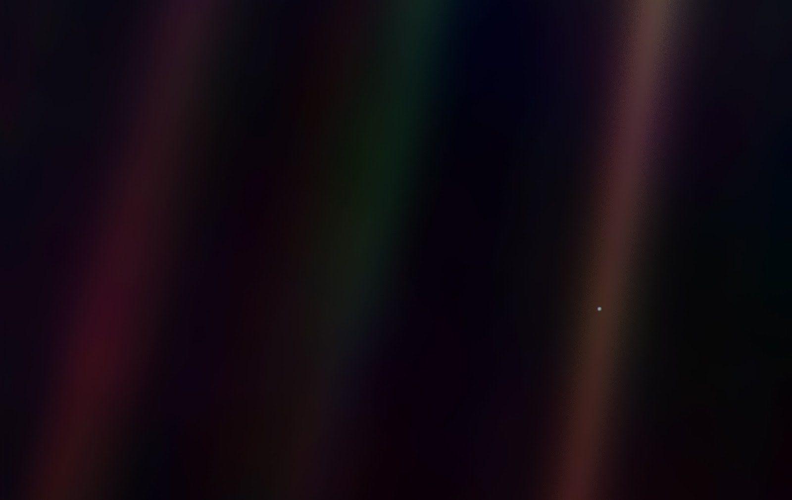 Pale Blue Dot Wallpapers Top Free Pale Blue Dot Backgrounds WallpaperAccess
