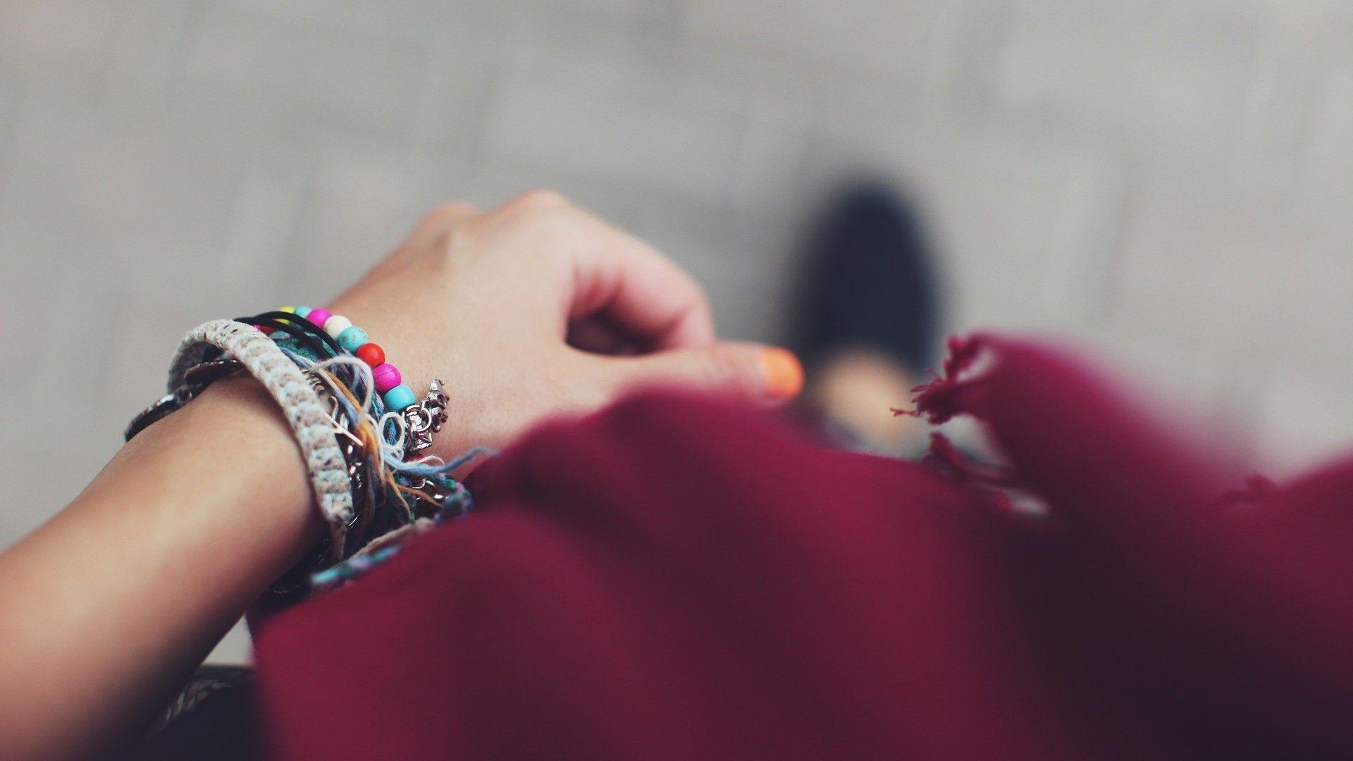 Bracelet Wallpapers Top Free Bracelet Backgrounds WallpaperAccess