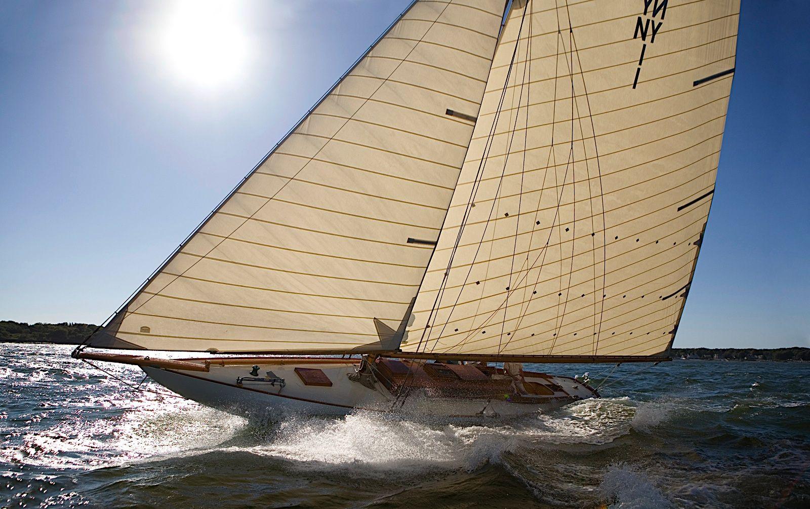 Sailing Yacht Florence Boat Note