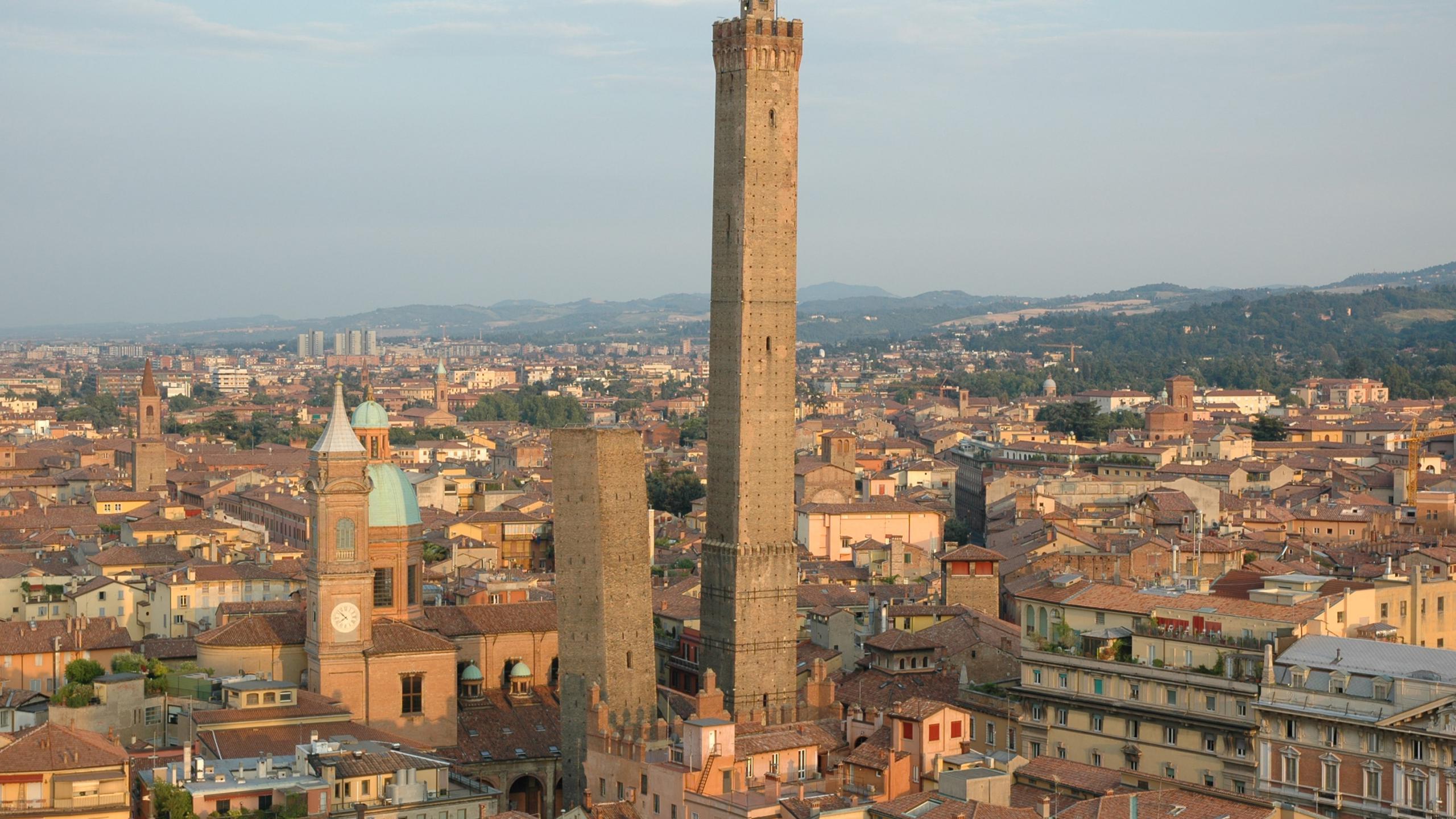 Bologna Wallpapers Top Free Bologna Backgrounds WallpaperAccess